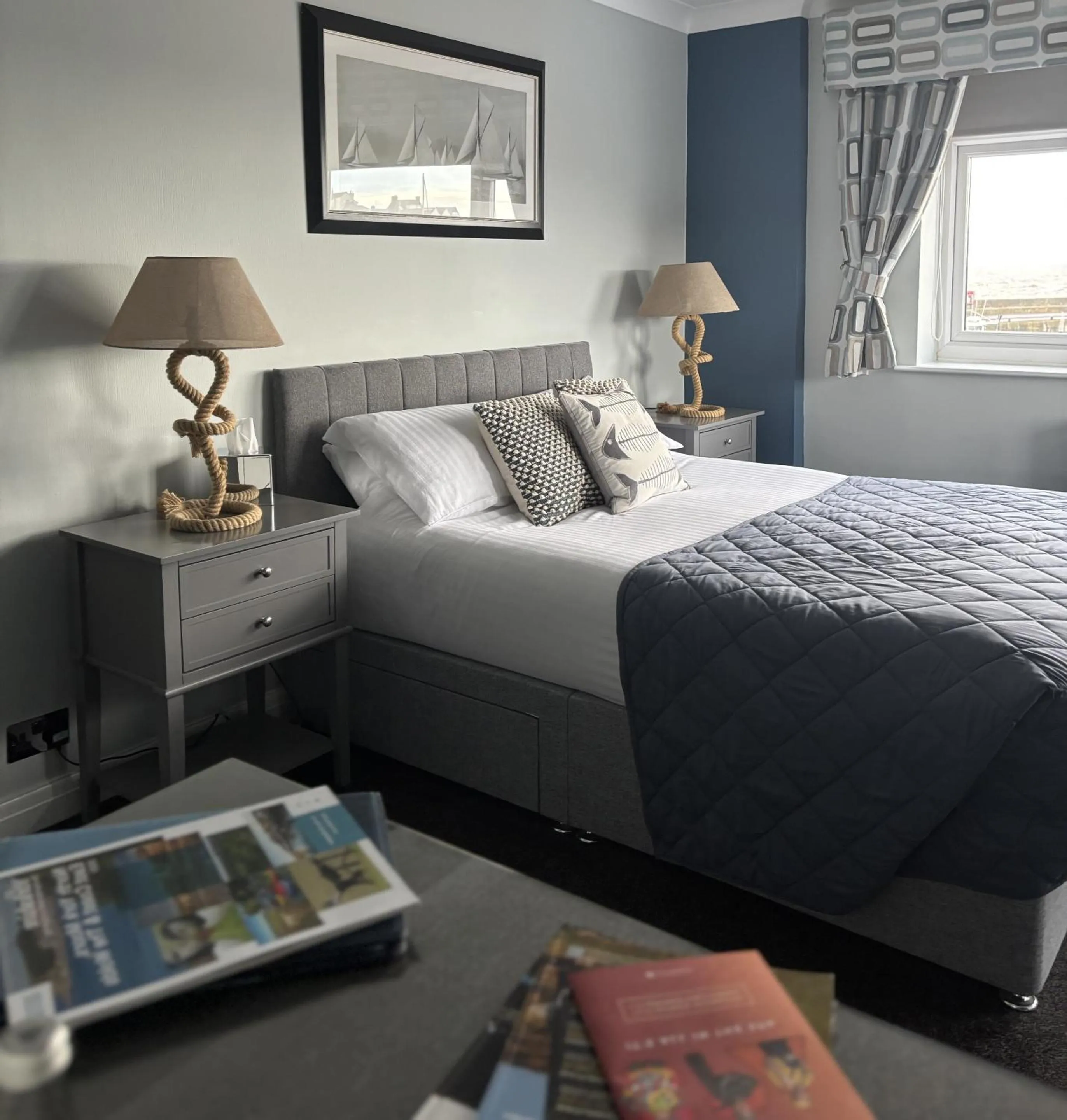 Bedroom, Bed in Salt on the Harbour