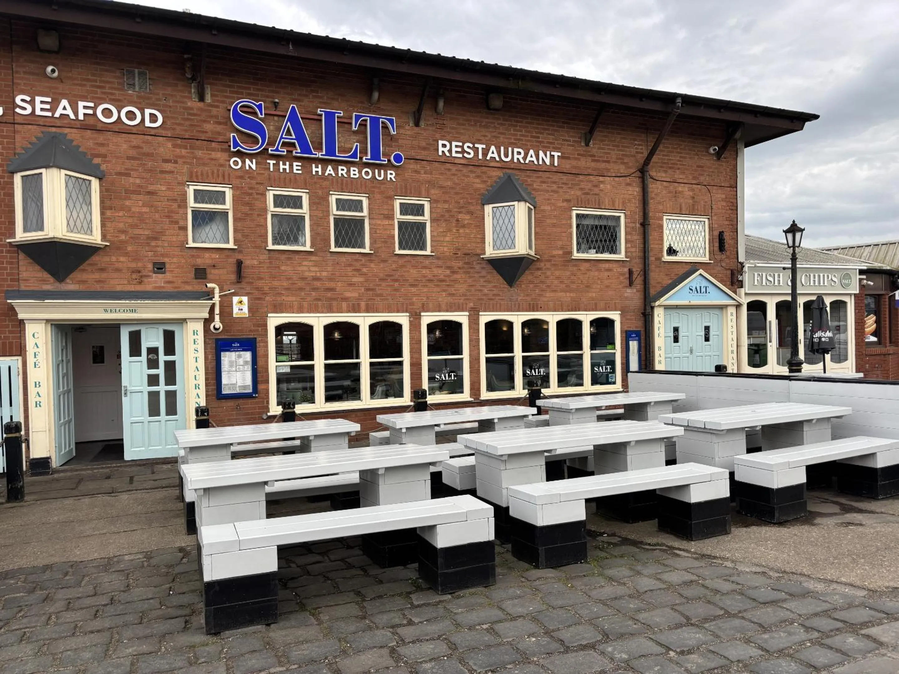 Dining area in Salt on the Harbour
