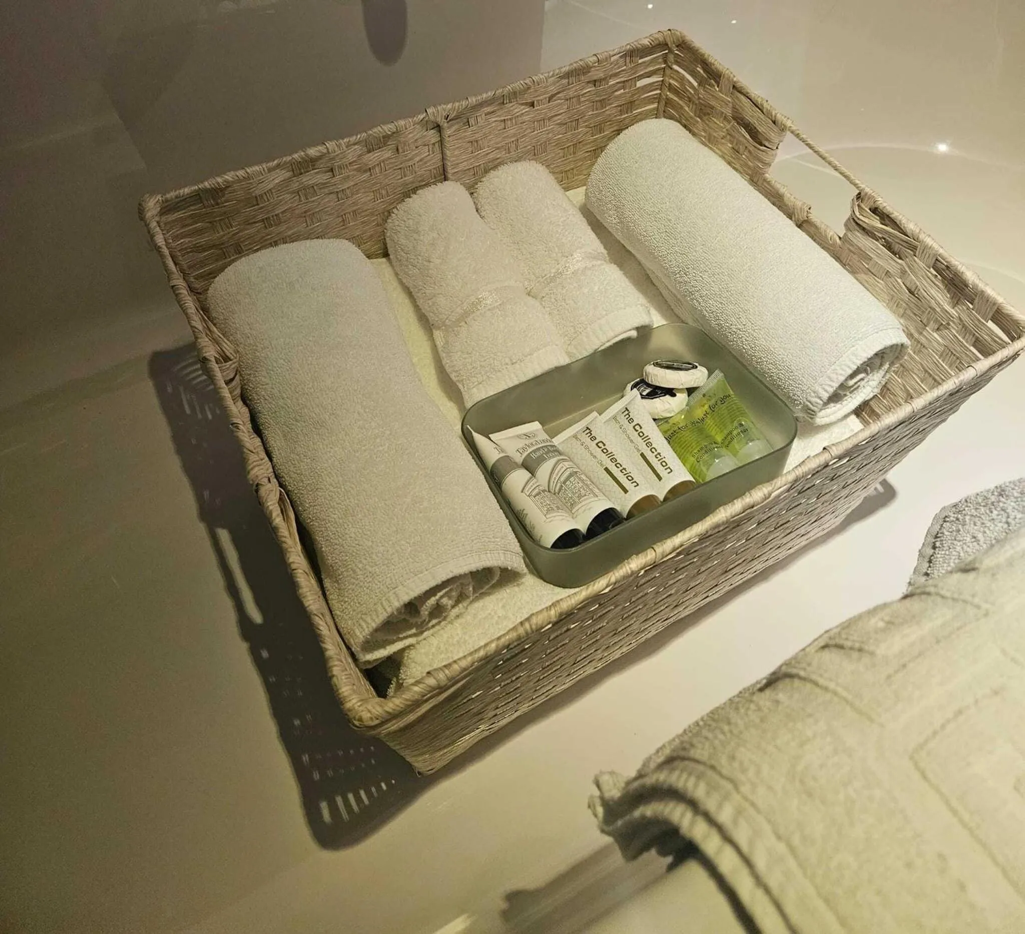 Bathroom in Salt on the Harbour