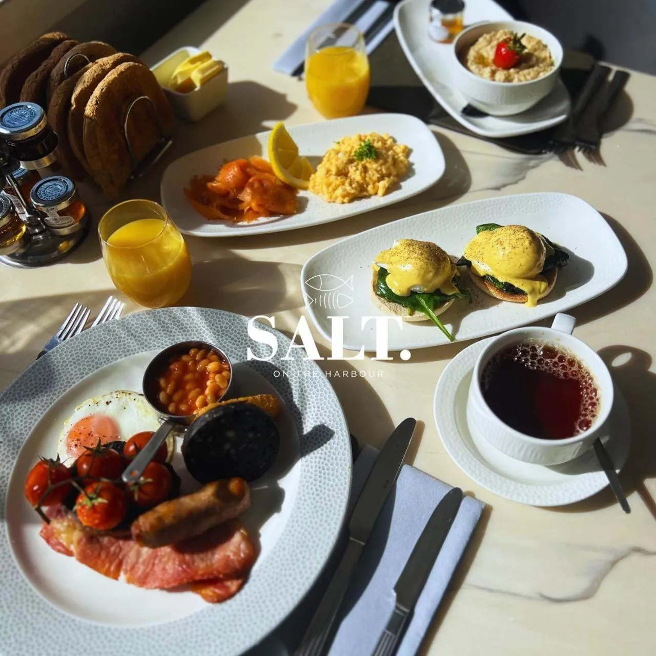 Breakfast in Salt on the Harbour