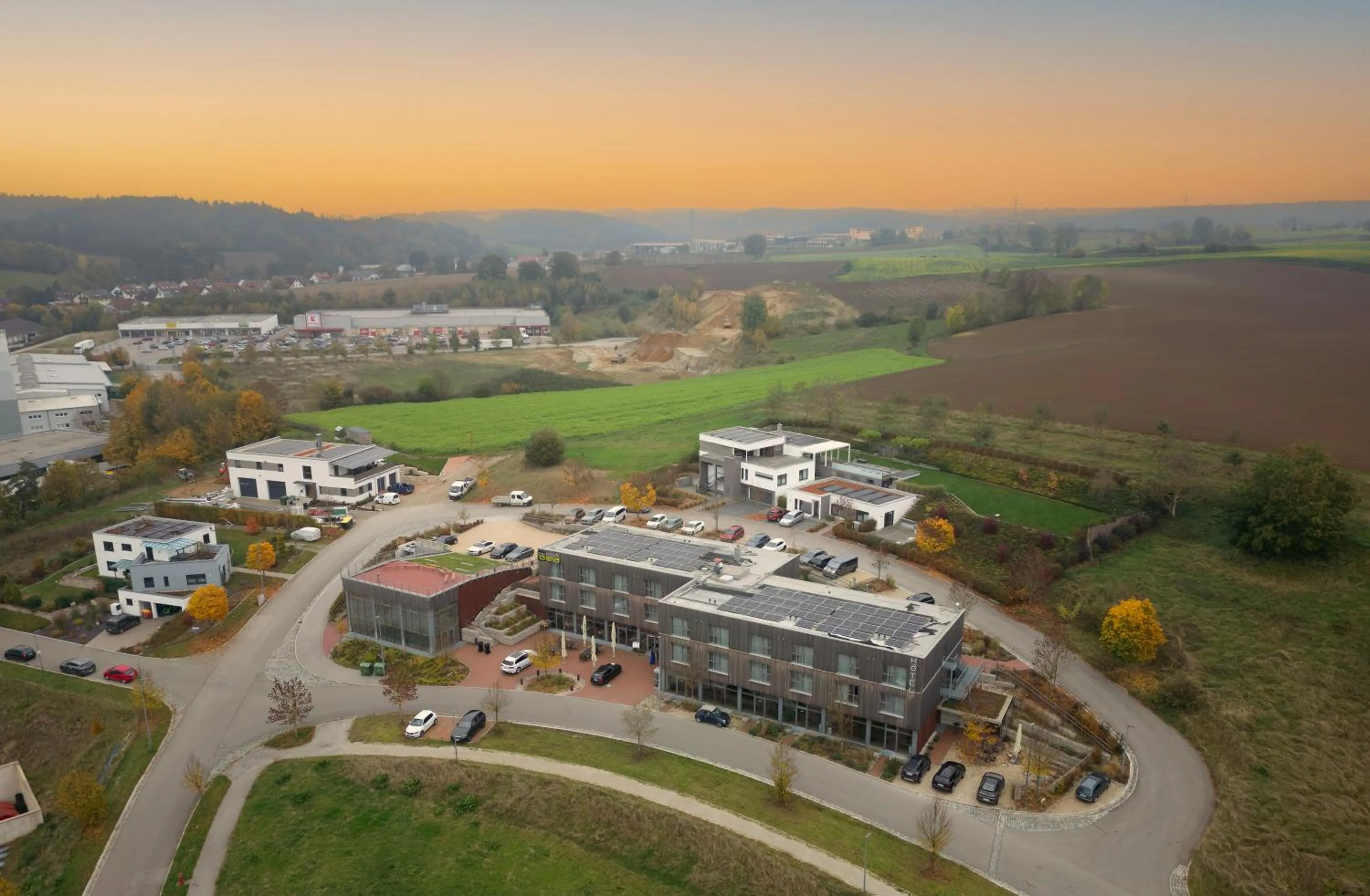 Property building in Ökohotel aus Holz Alea Eco
