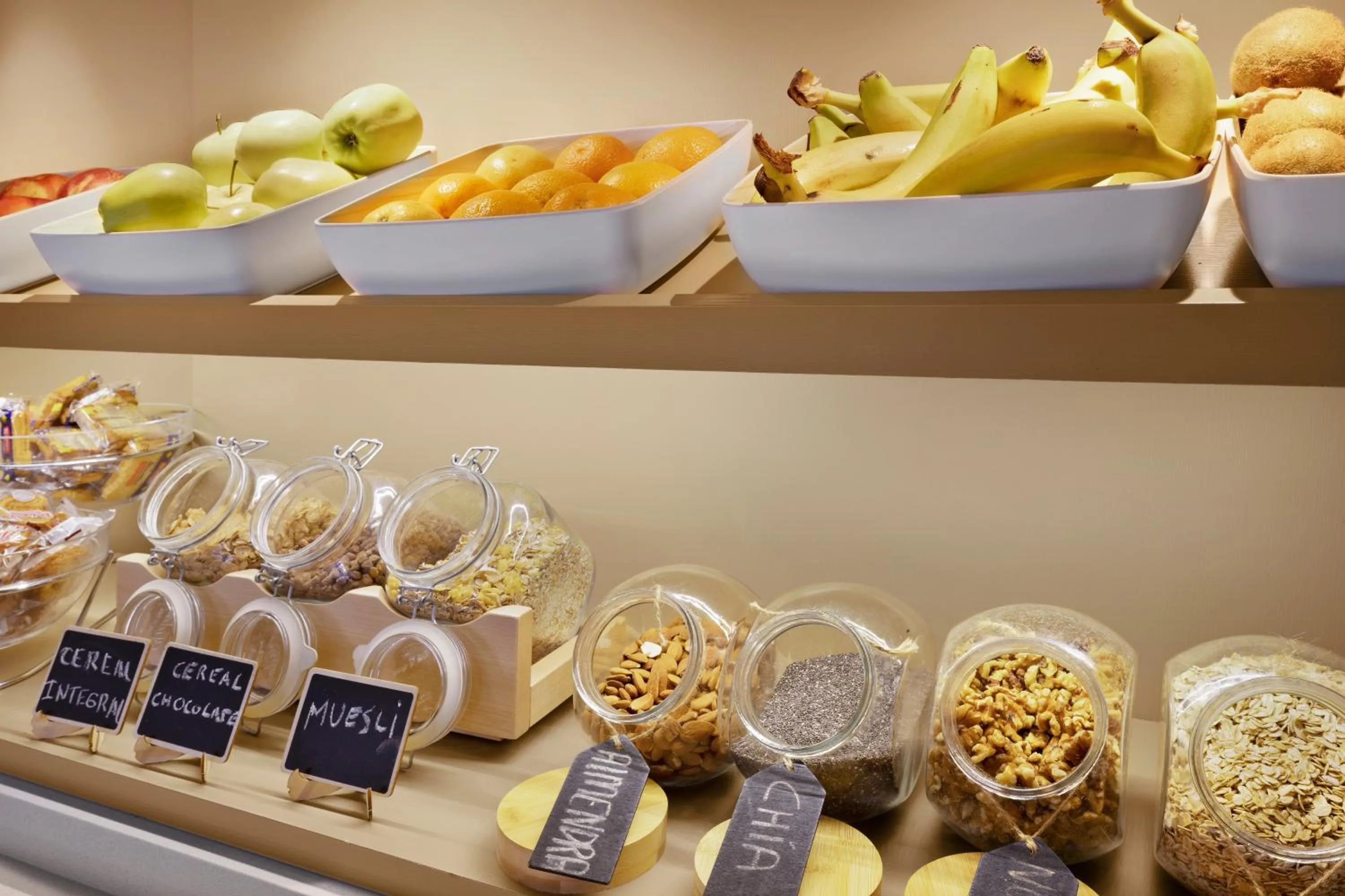 Buffet breakfast in B&B HOTEL Almería Vicar