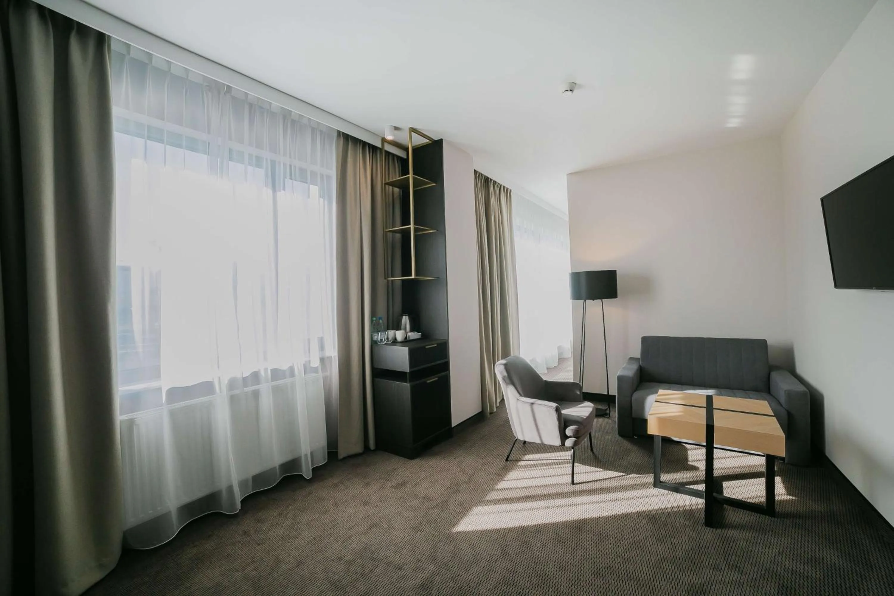 TV and multimedia, Seating Area in V Hotel Warsaw