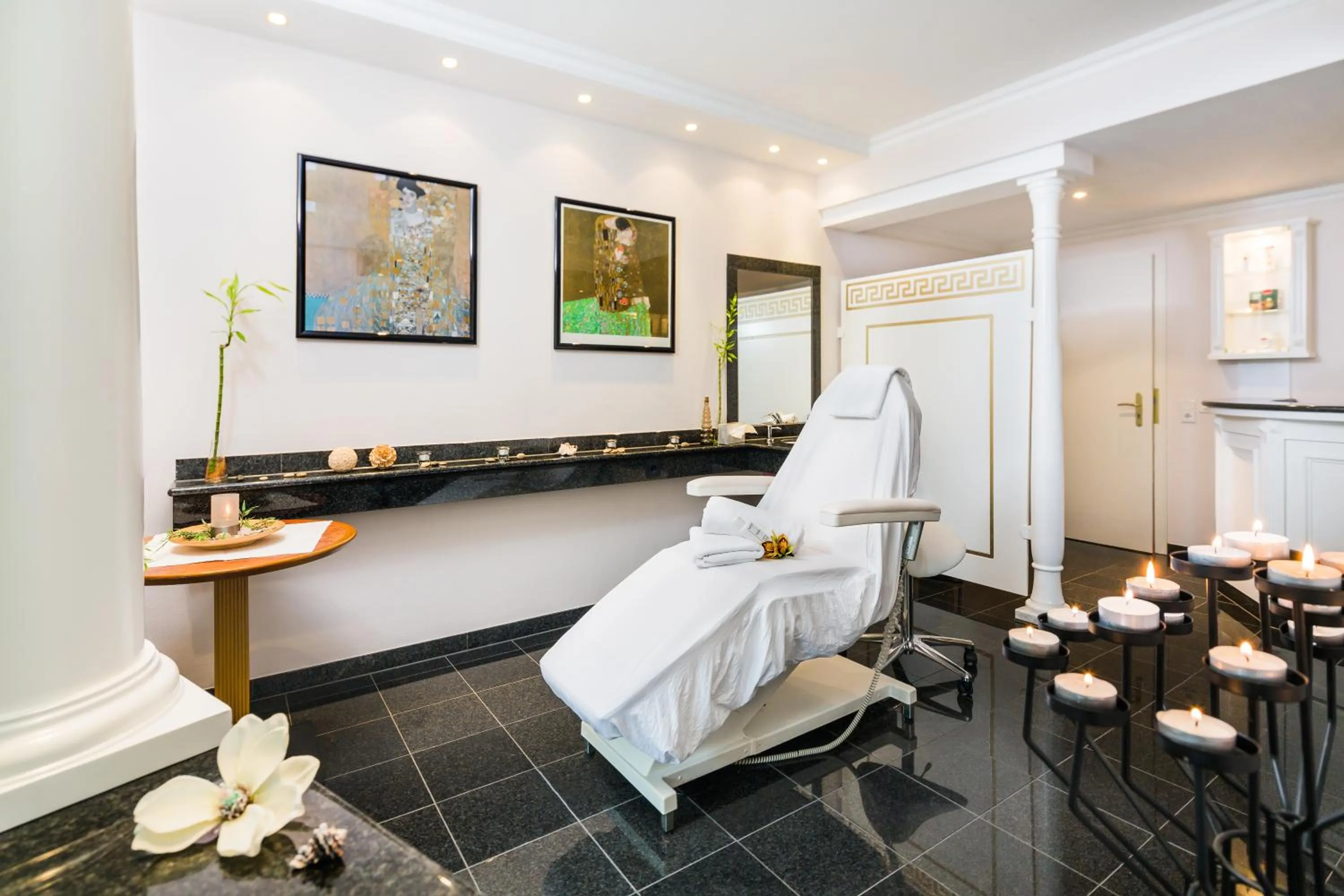 Spa and wellness centre/facilities in Hotel Villa Marburg im Park