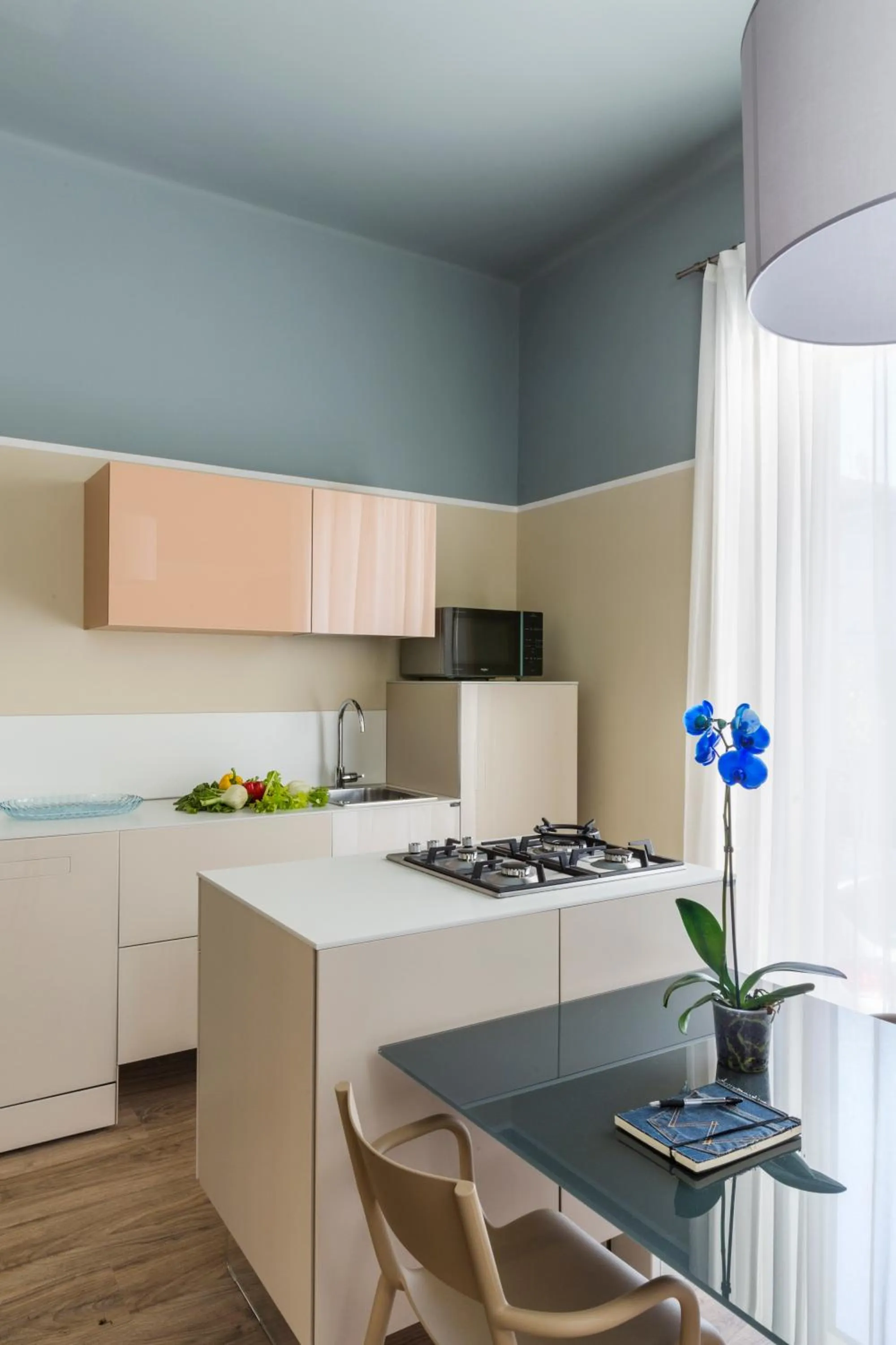 Kitchen or kitchenette in San Leonardo Suites