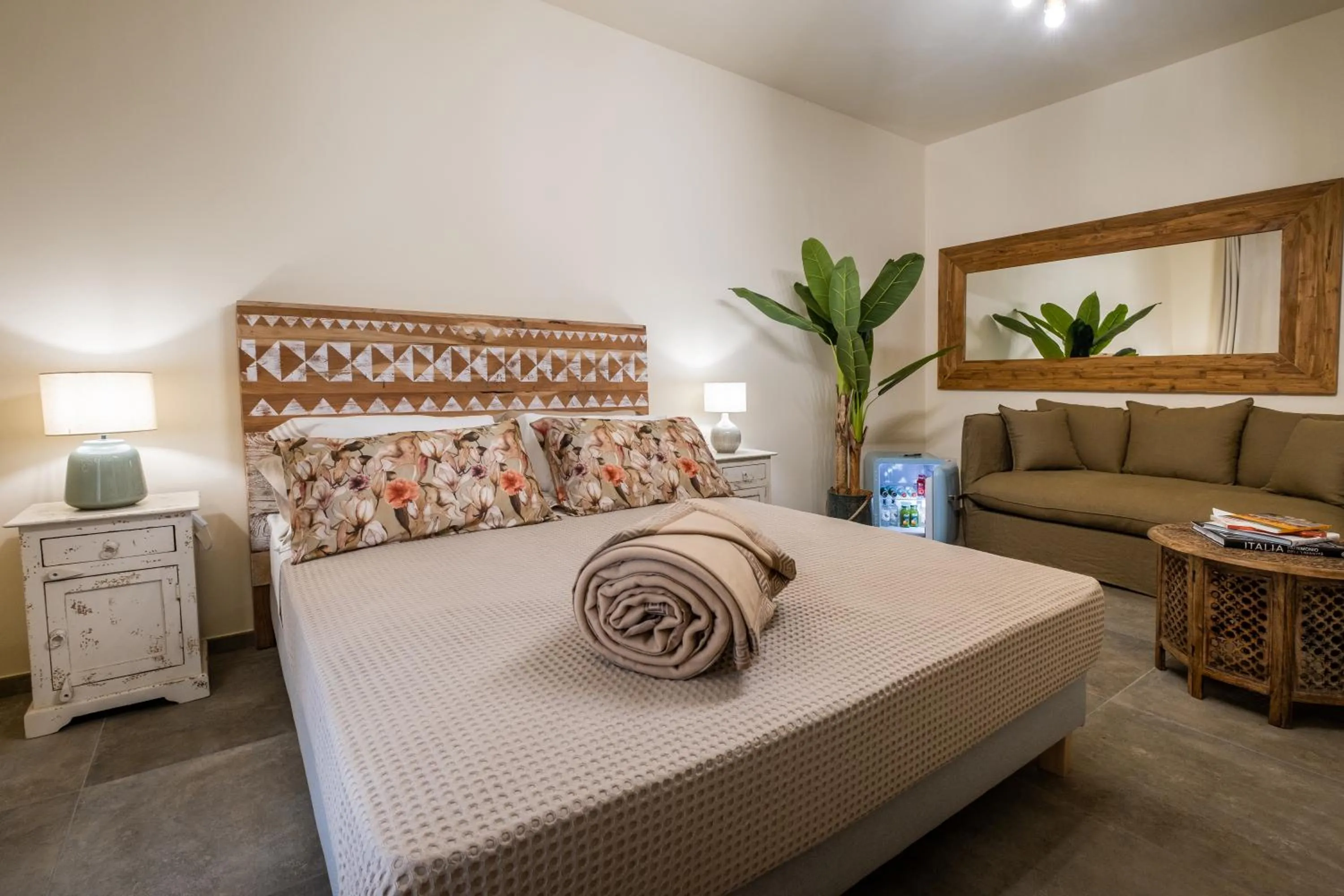 Photo of the whole room, Bed in Relais San Baio