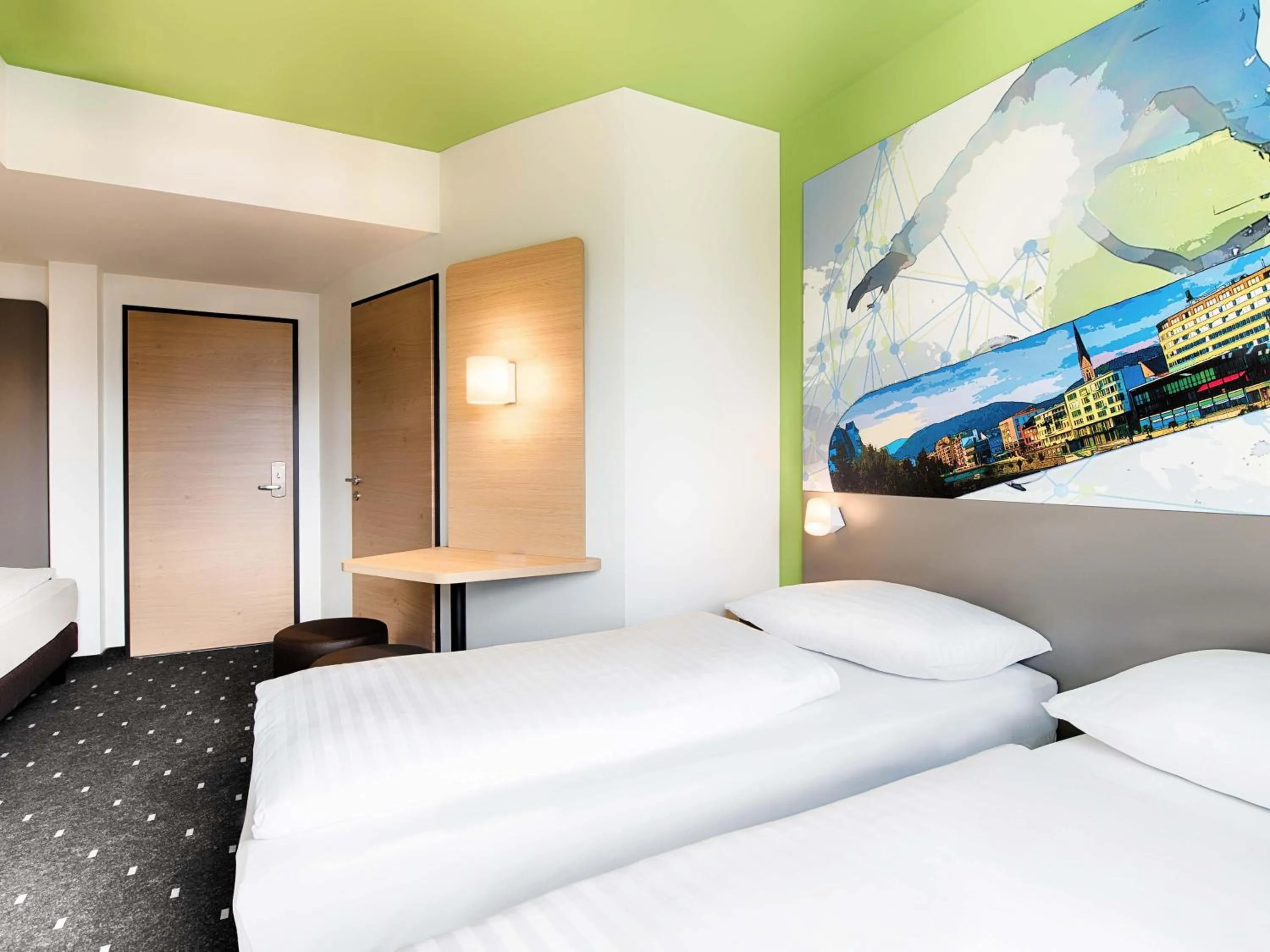 Photo of the whole room, Bed in B&B Hotel Villach
