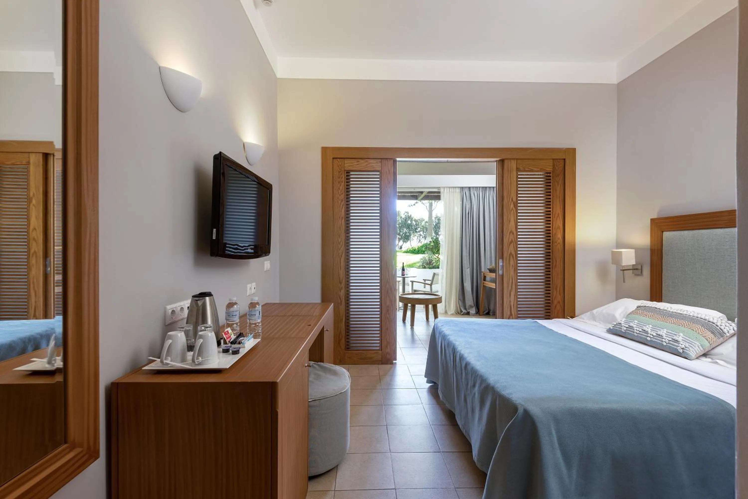 Photo of the whole room, Bed in Atlantica Beach Resort Kos