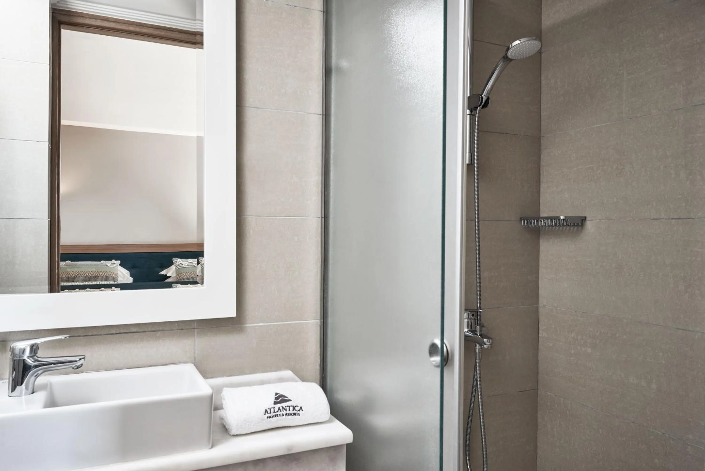 Shower in Atlantica Beach Resort Kos