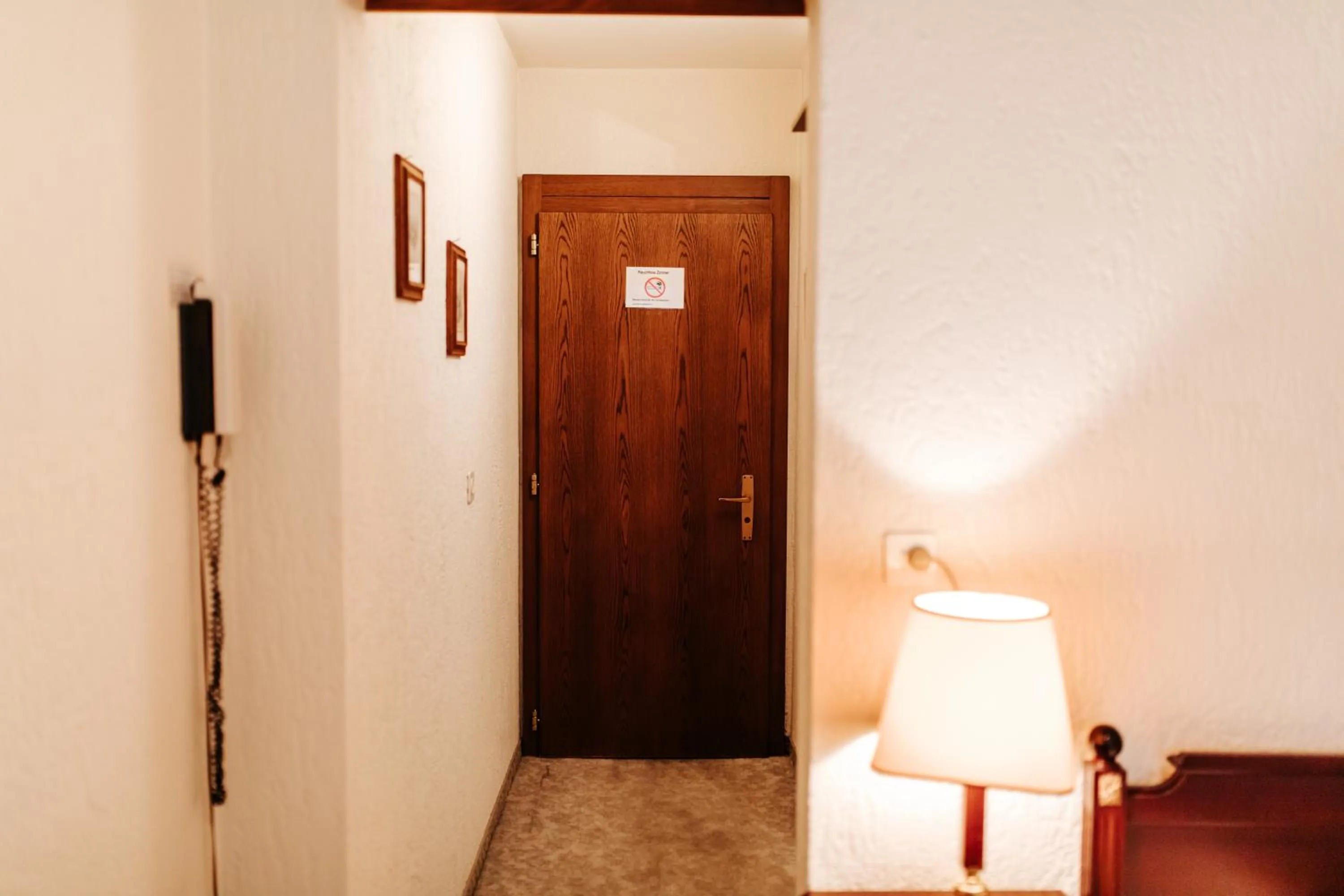 Bedroom in Agence ALV - Art Le Vin