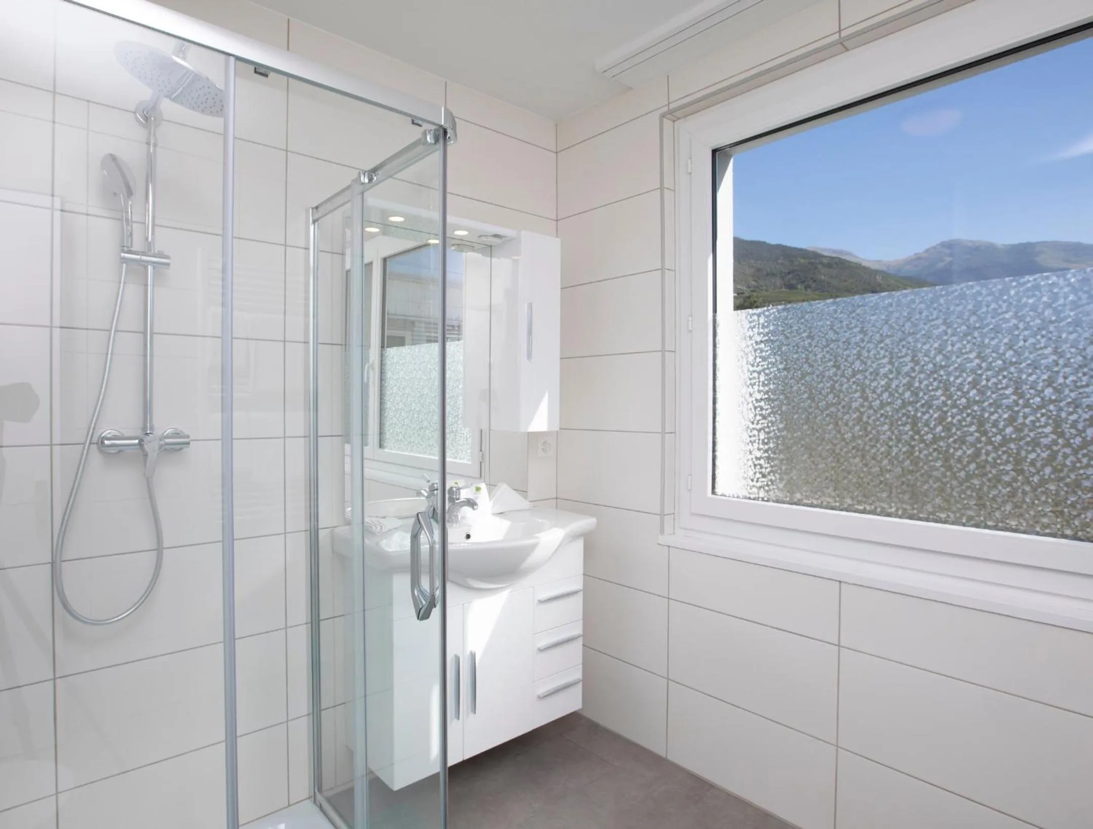 Shower in Agence ALV - Art Le Vin