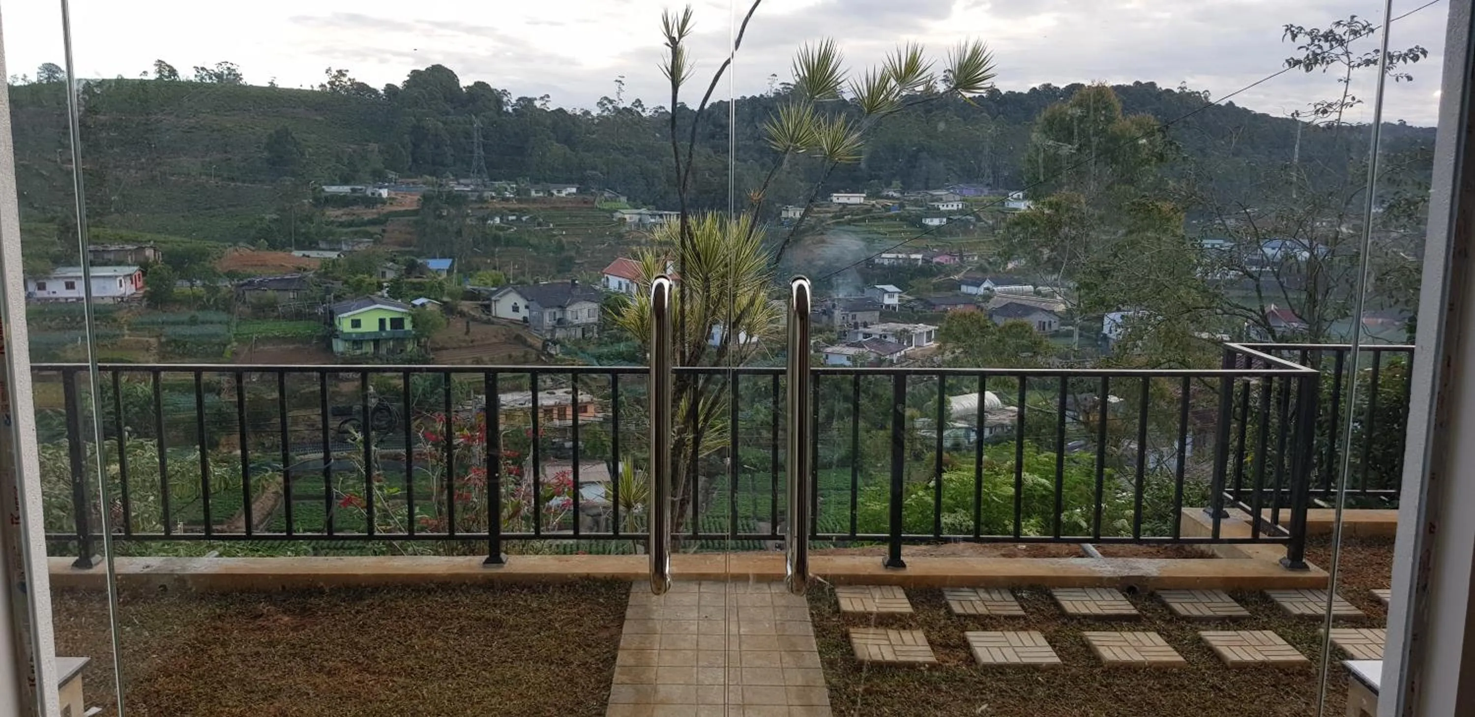 Facade/entrance in Hotel ColdWorld