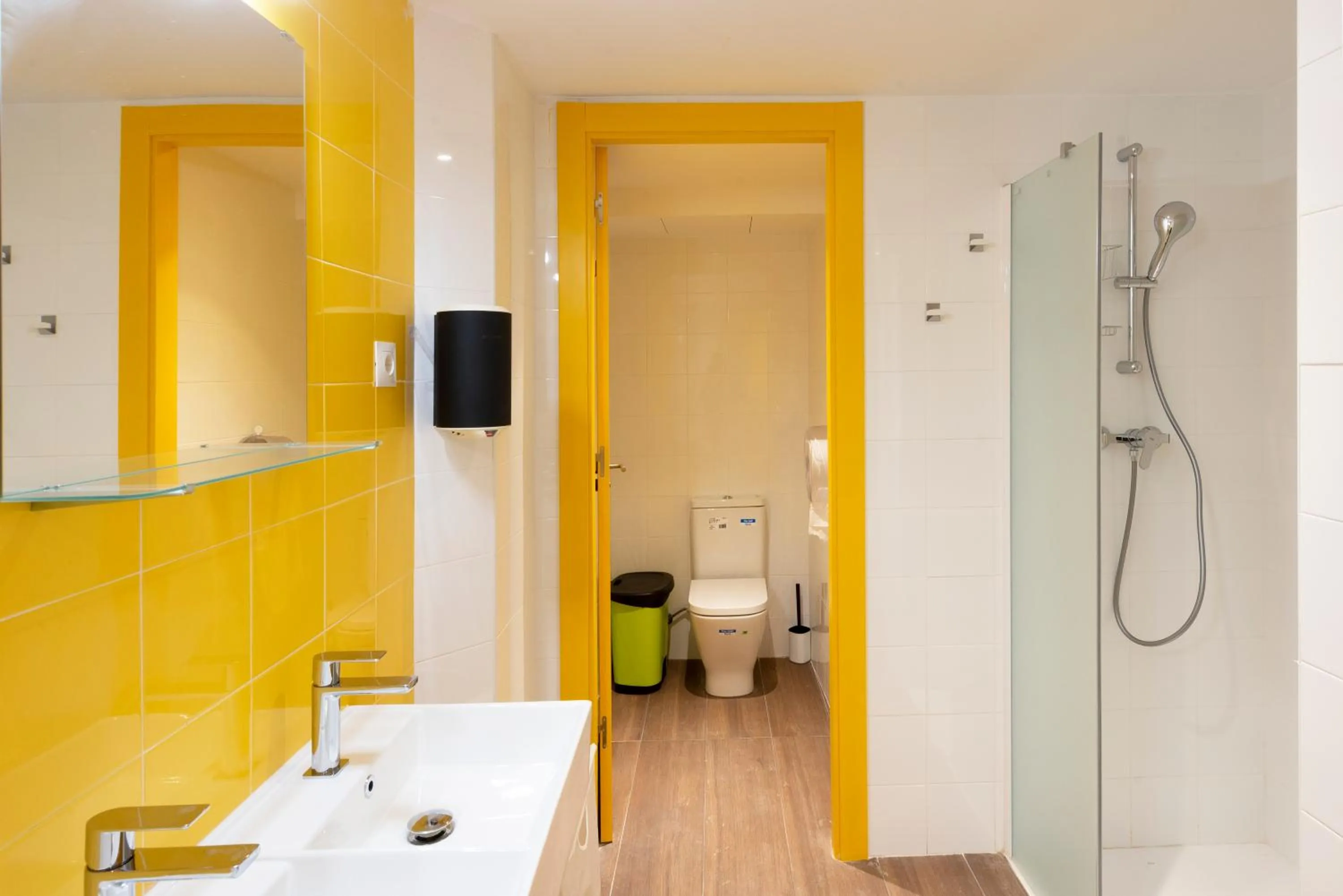 Bathroom in Hostelle - Women only hostel Barcelona