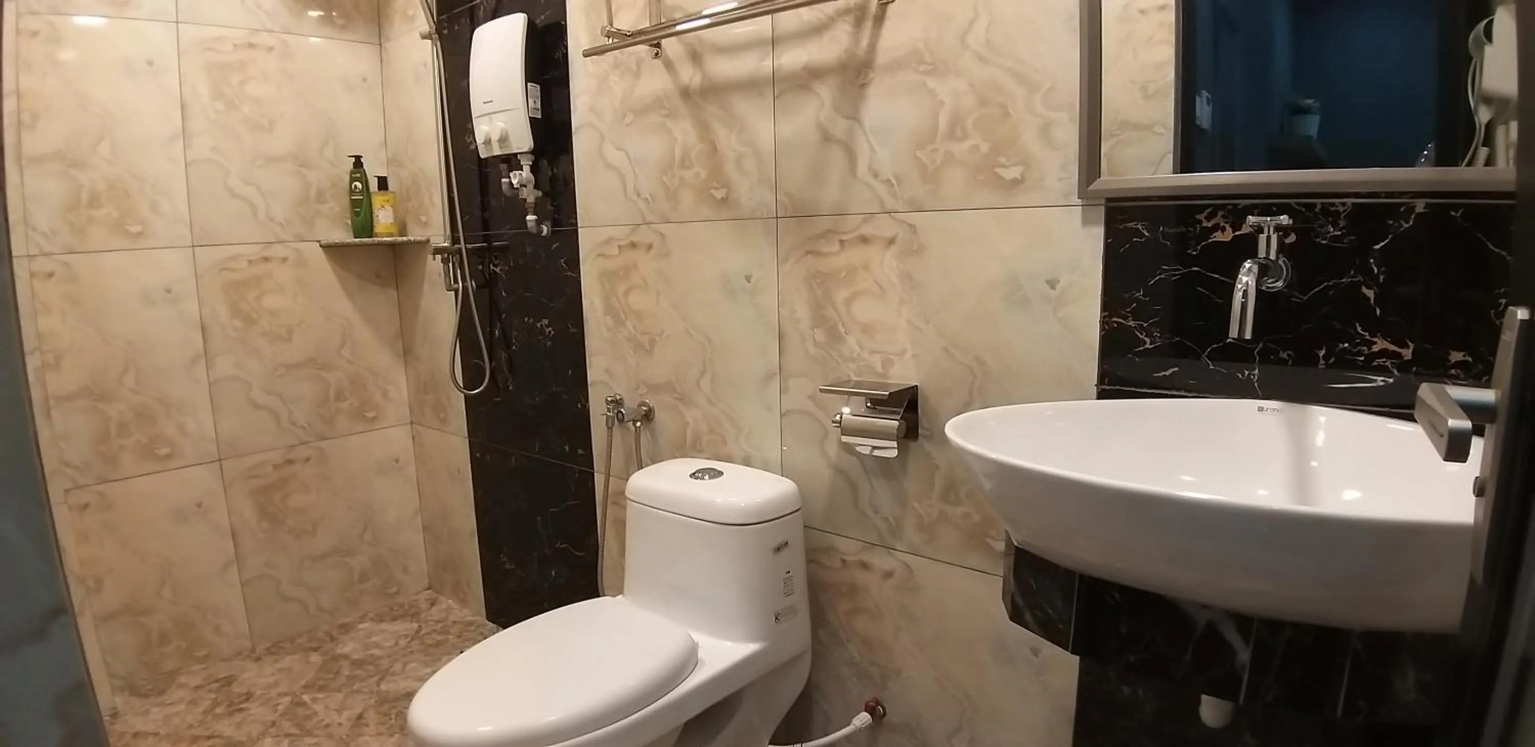 Bathroom in GOOD 9 HOTEL - Cahaya Kota Puteri