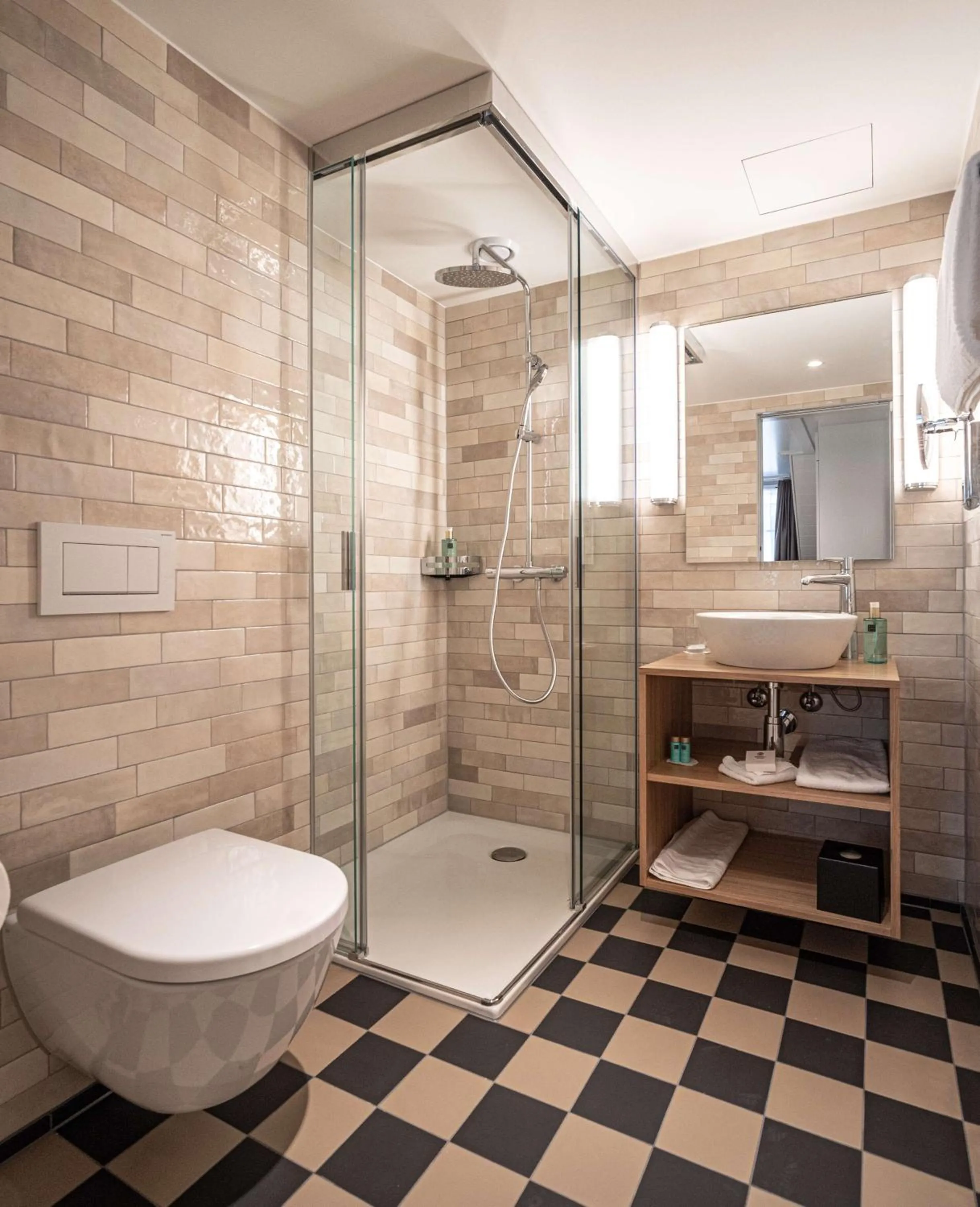 Bathroom in Best Western Plus Hotel Bern