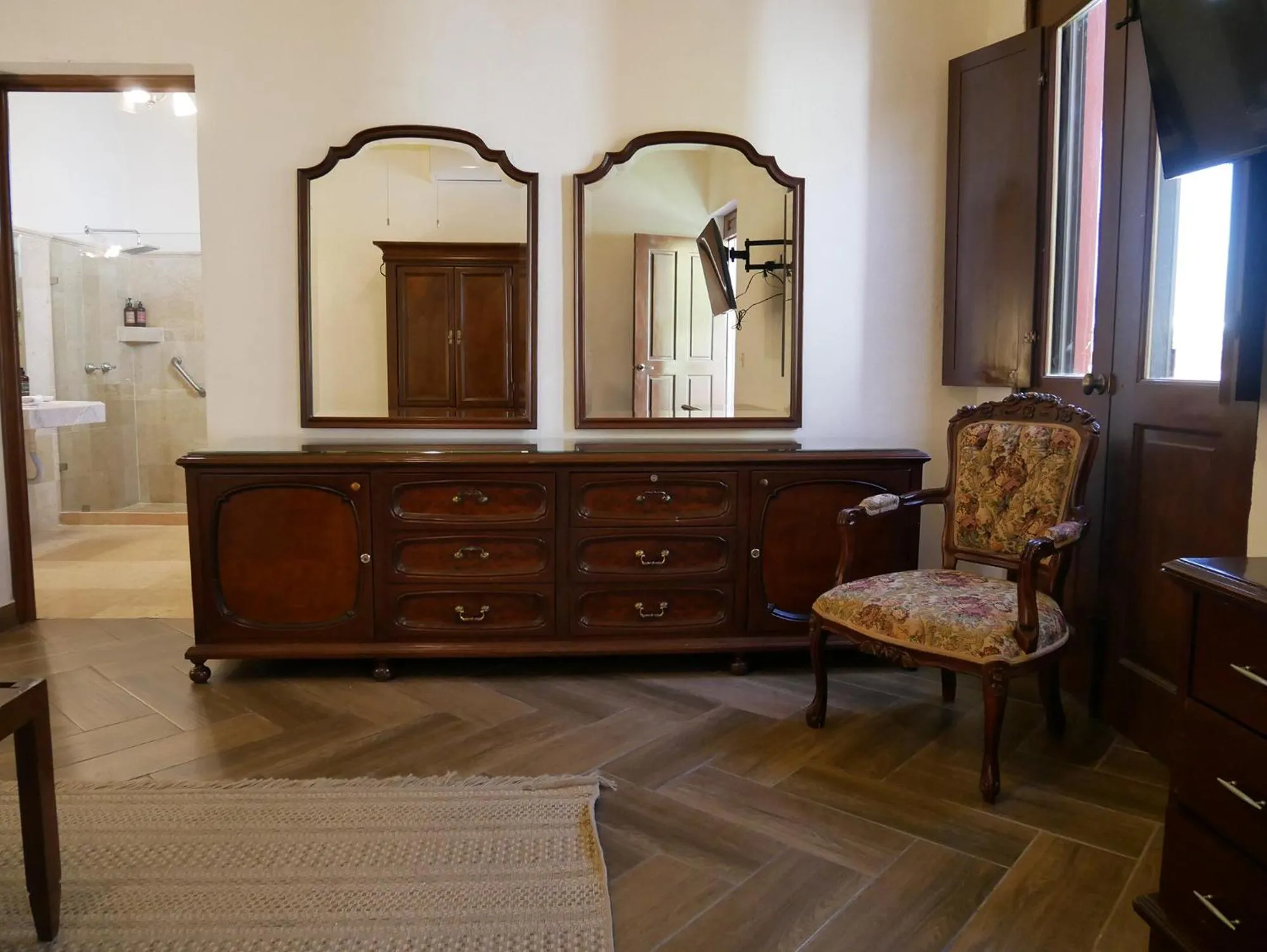 Bathroom in Hotel El Farol