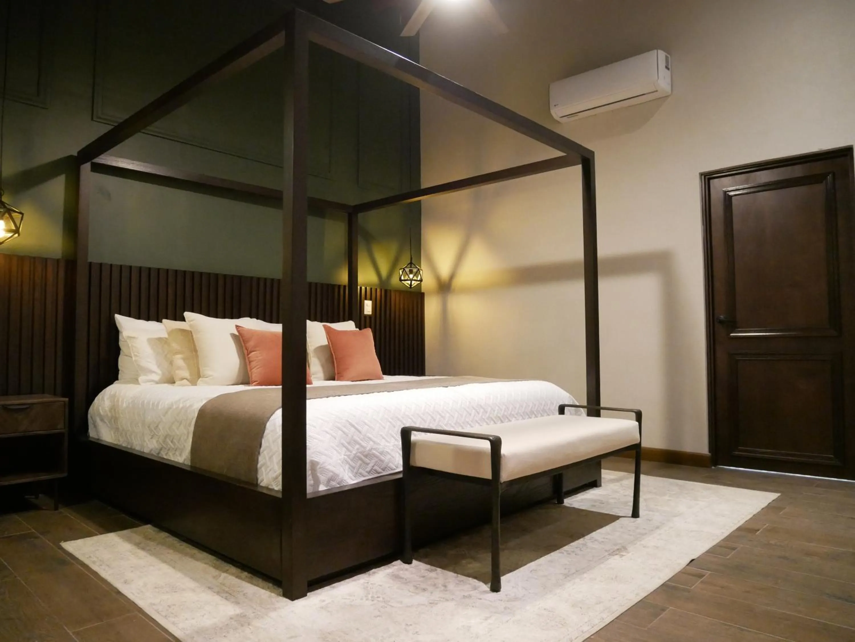 Bed in Hotel El Farol