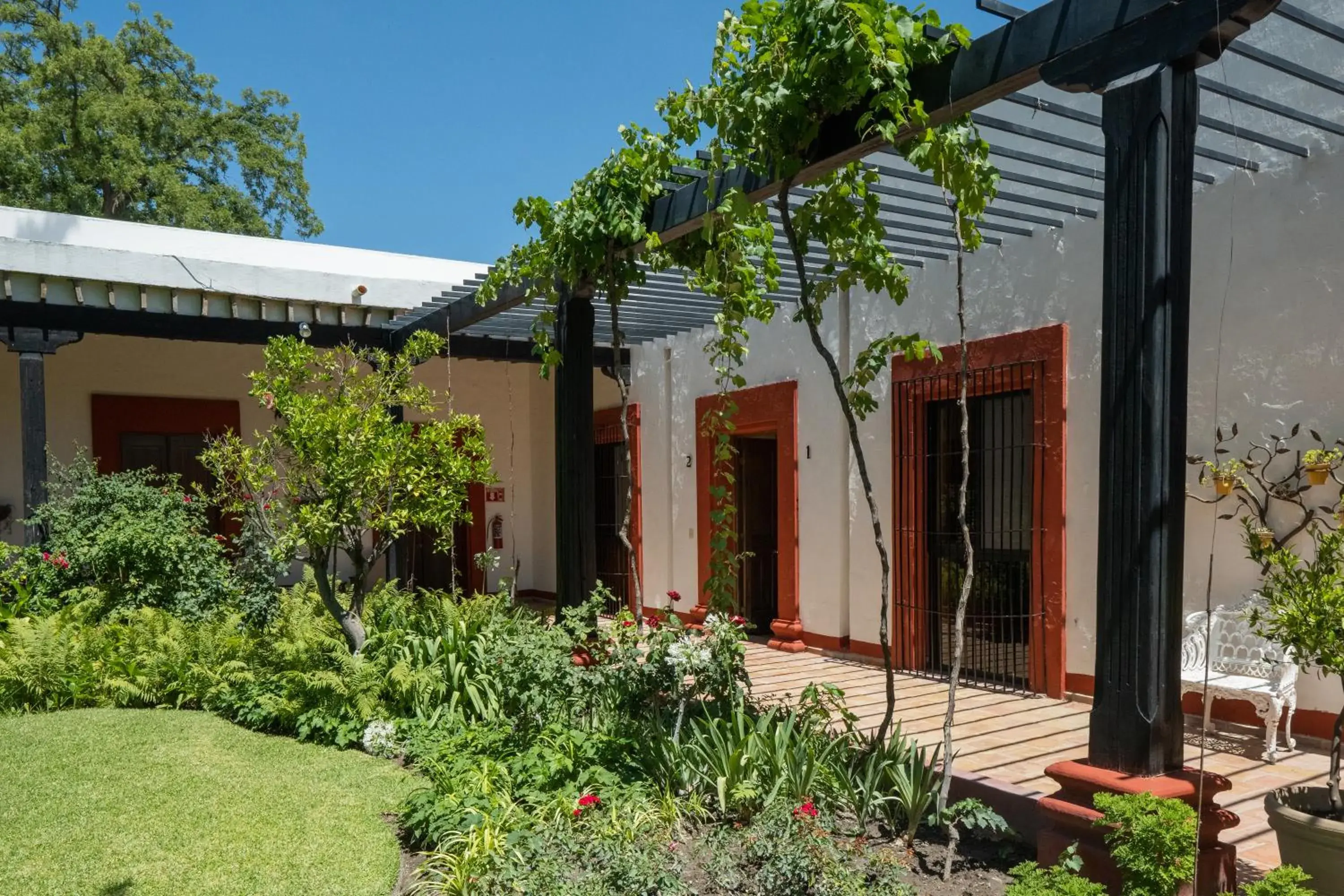 Deluxe King Room in Hotel El Farol Deluxe King Room in Hotel El Farol