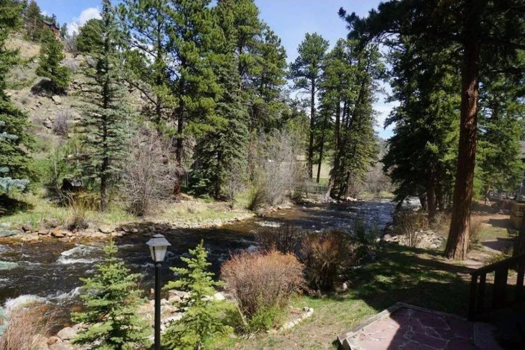 Riverfront Mountain Cottage Retreat