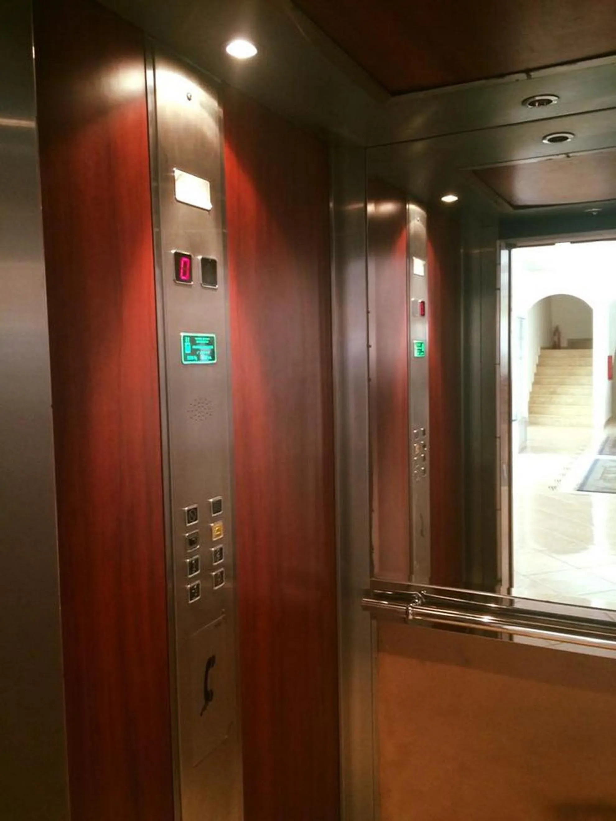 Area and facilities in Nefeli Boutique Hotel