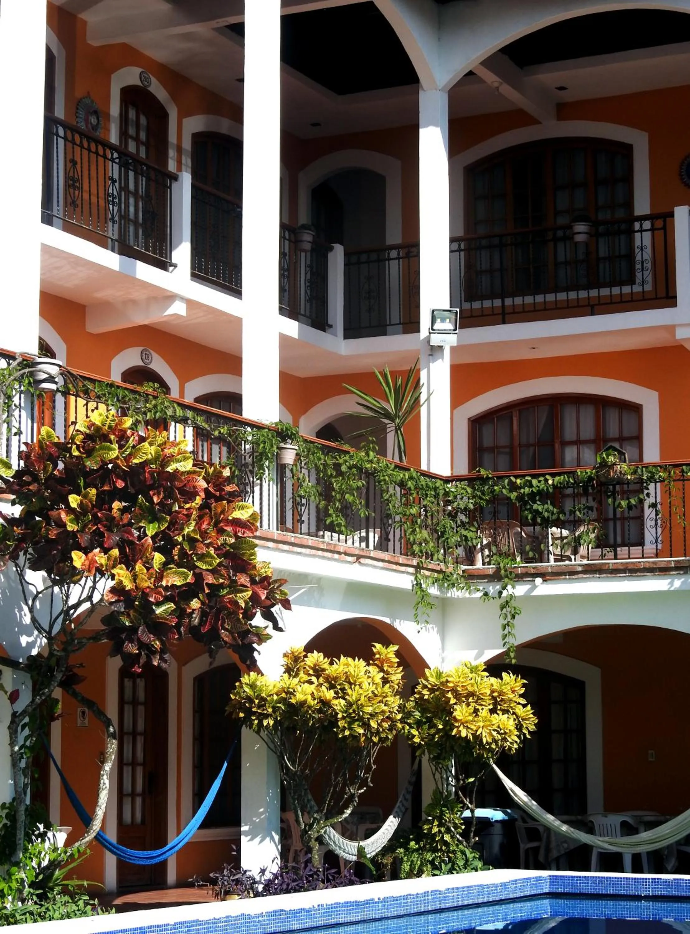 Property building in Don Luis Hostal - Sucursal Galeana - Tecolutla