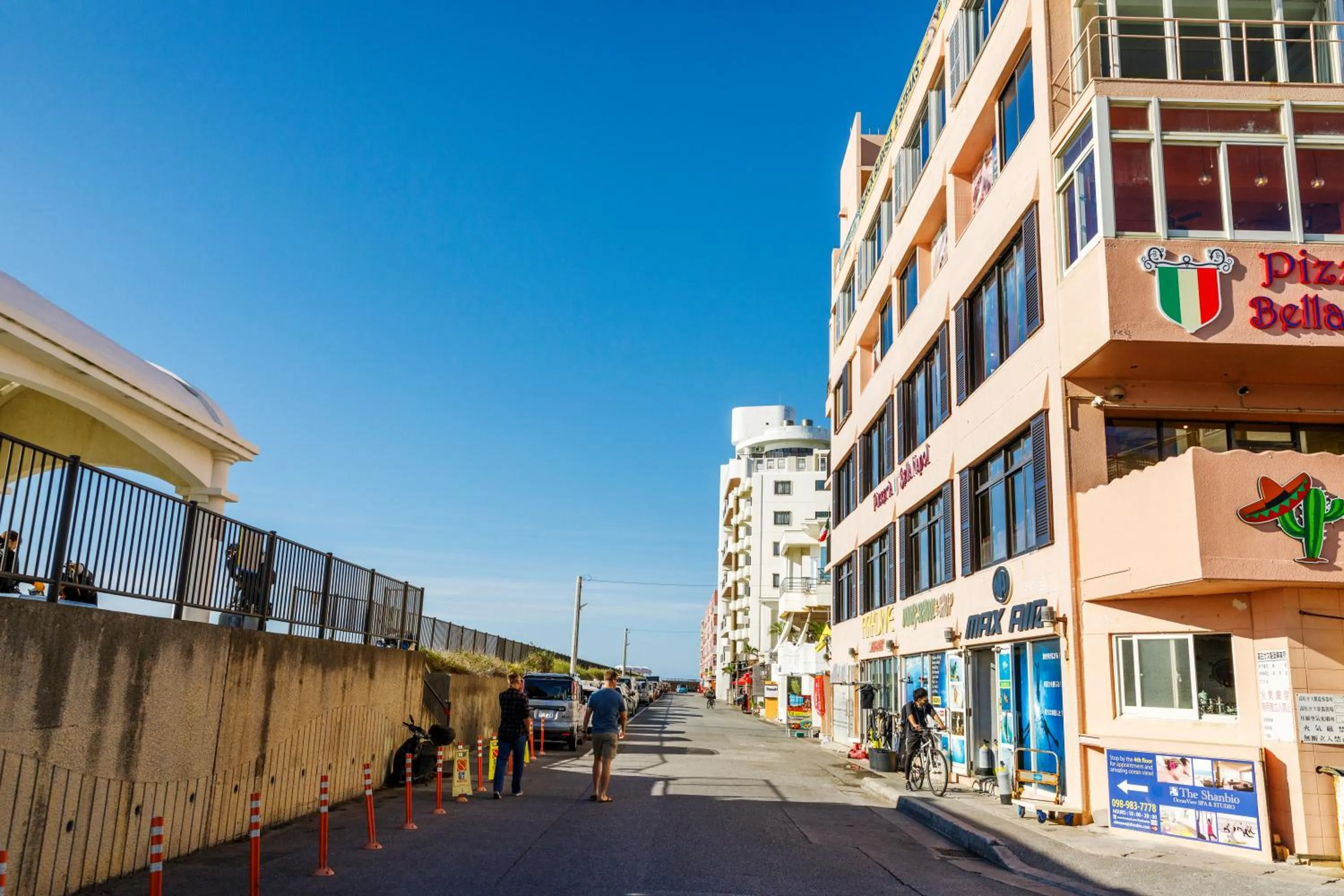 Neighbourhood in Blue Steak Wonder Chatan