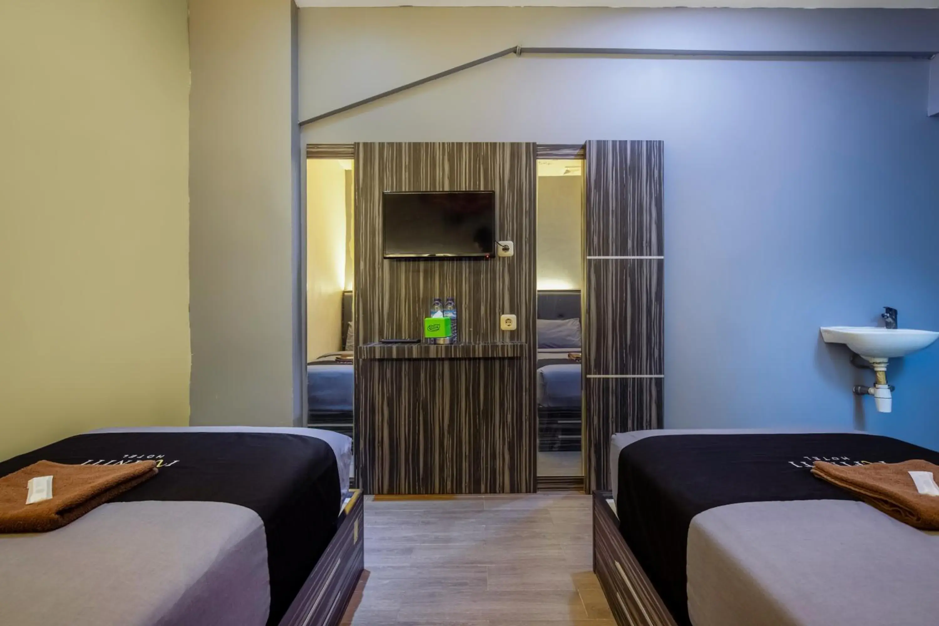 Superior Queen Room in Infiniti Hotel Superior Queen Room in Infiniti Hotel