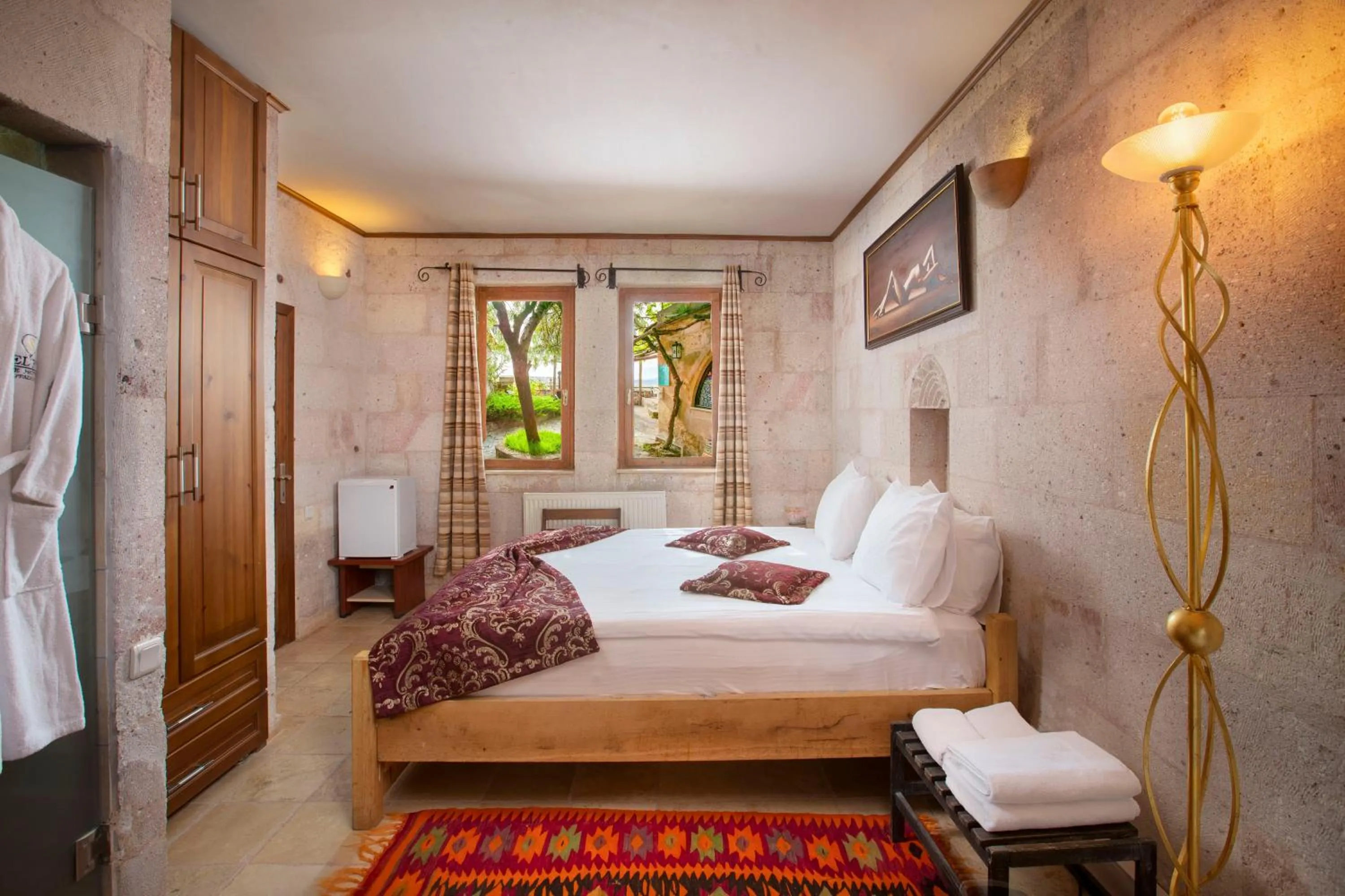 Bed in Cappadocia Fairy Chimneys Selfie Cave Hotels - Special Class