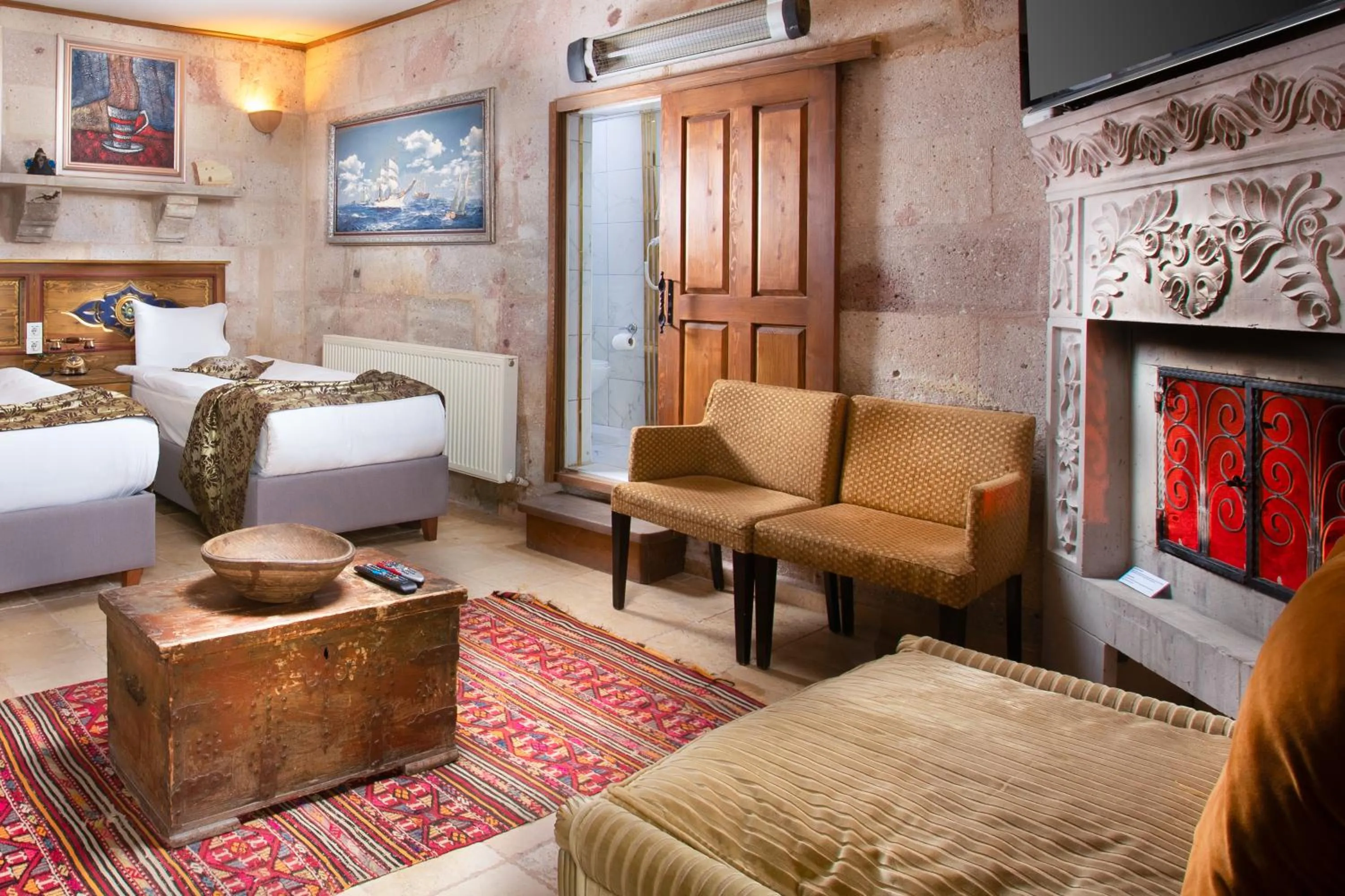 Bed in Cappadocia Fairy Chimneys Selfie Cave Hotels - Special Class