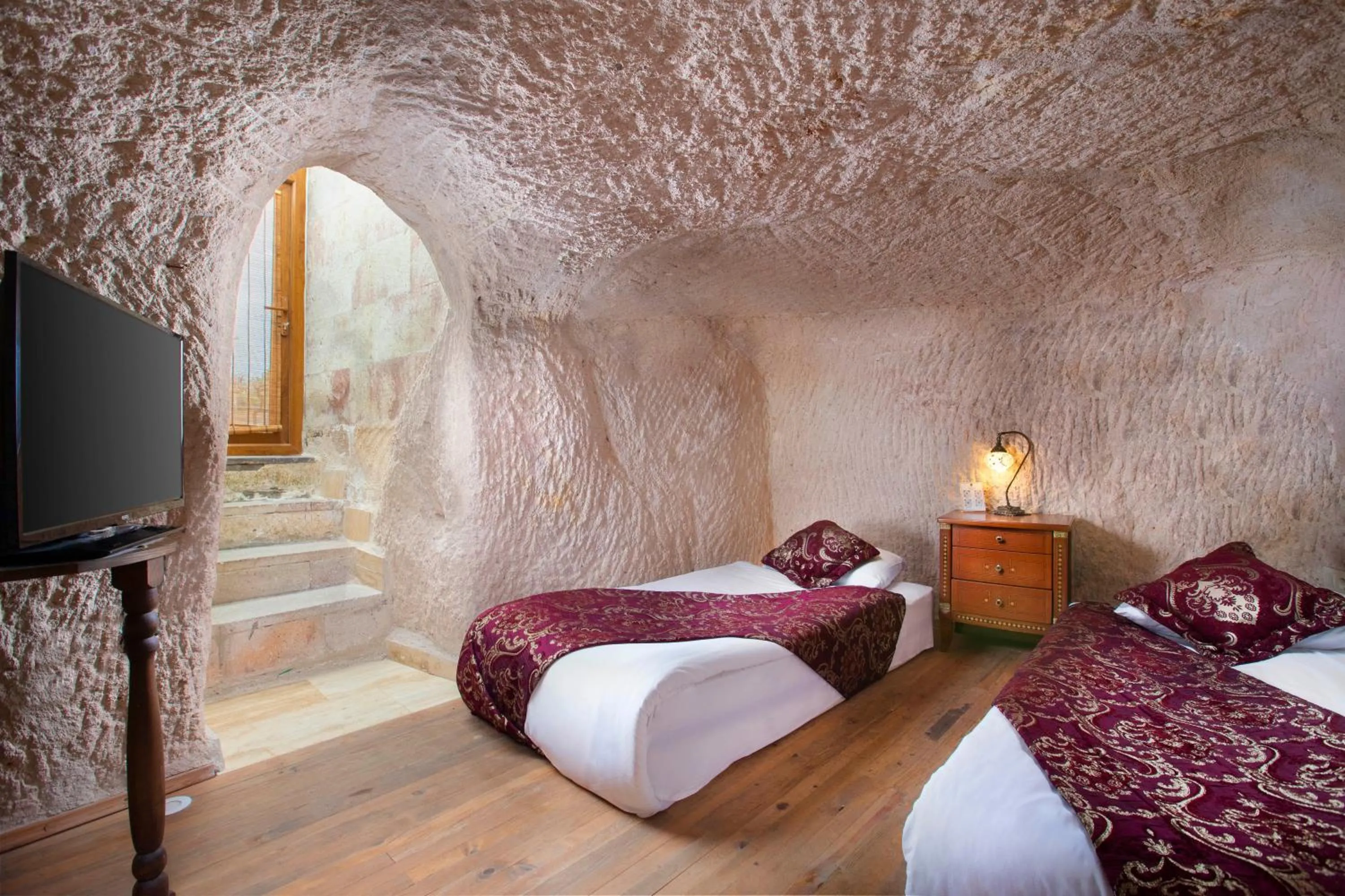 Bed in Cappadocia Fairy Chimneys Selfie Cave Hotels - Special Class