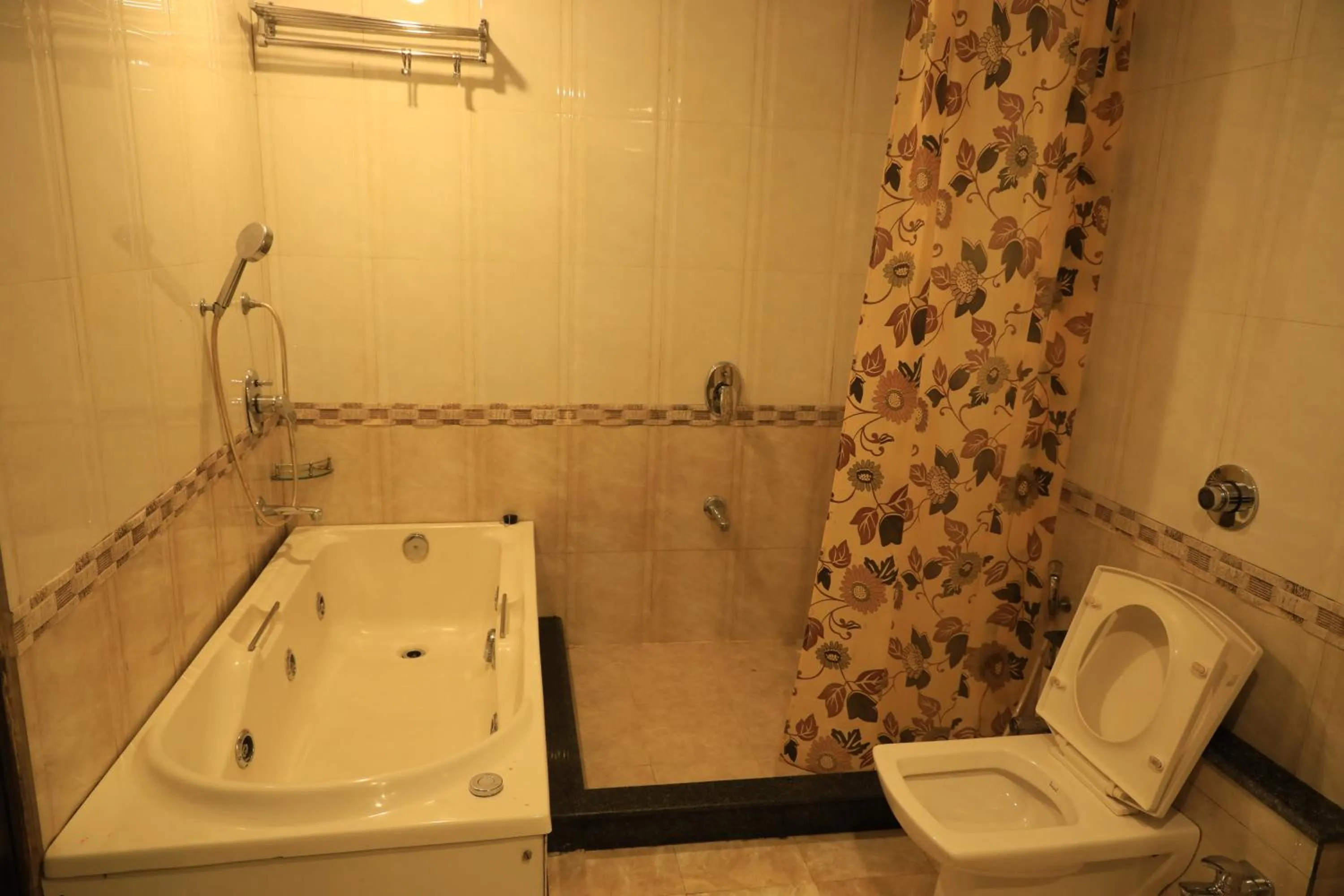 Bathroom in Hotel Pratap Heritage