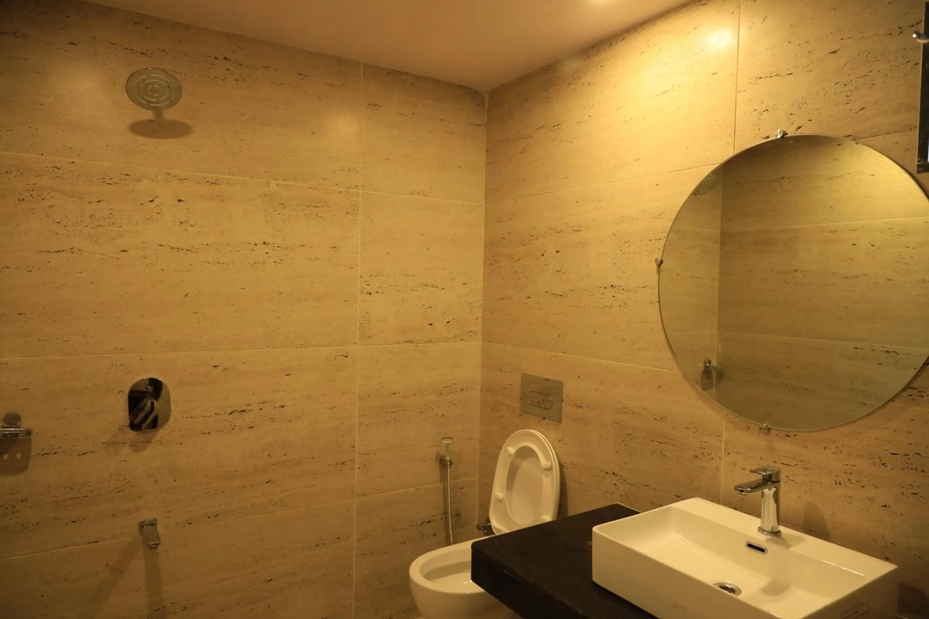 Bathroom in Hotel Pratap Heritage