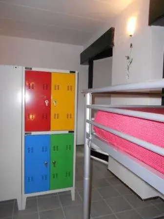 Triple Room in Hostel Colours Triple Room in Hostel Colours