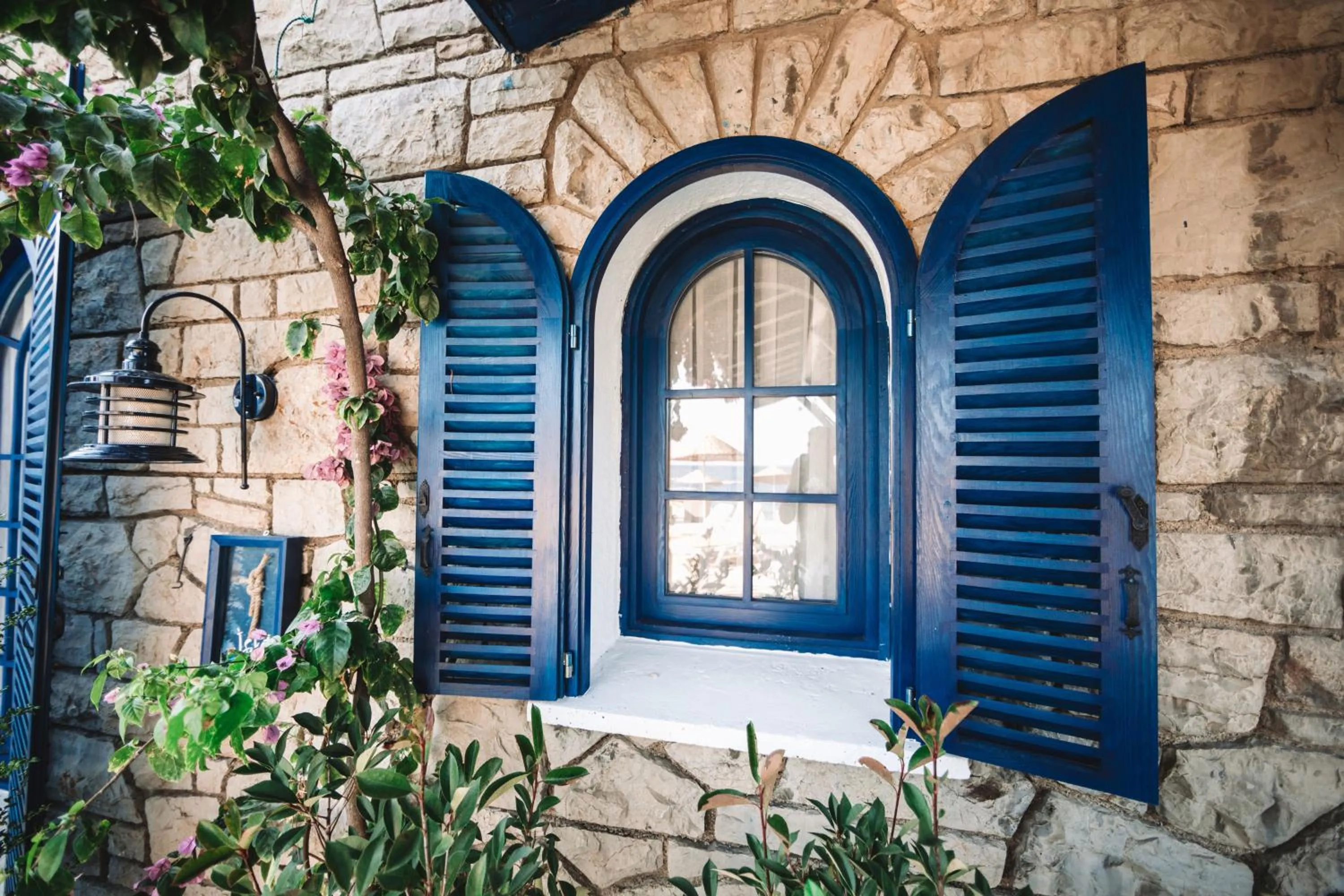 Logo/Certificate/Sign in Büyükada Loc'ada