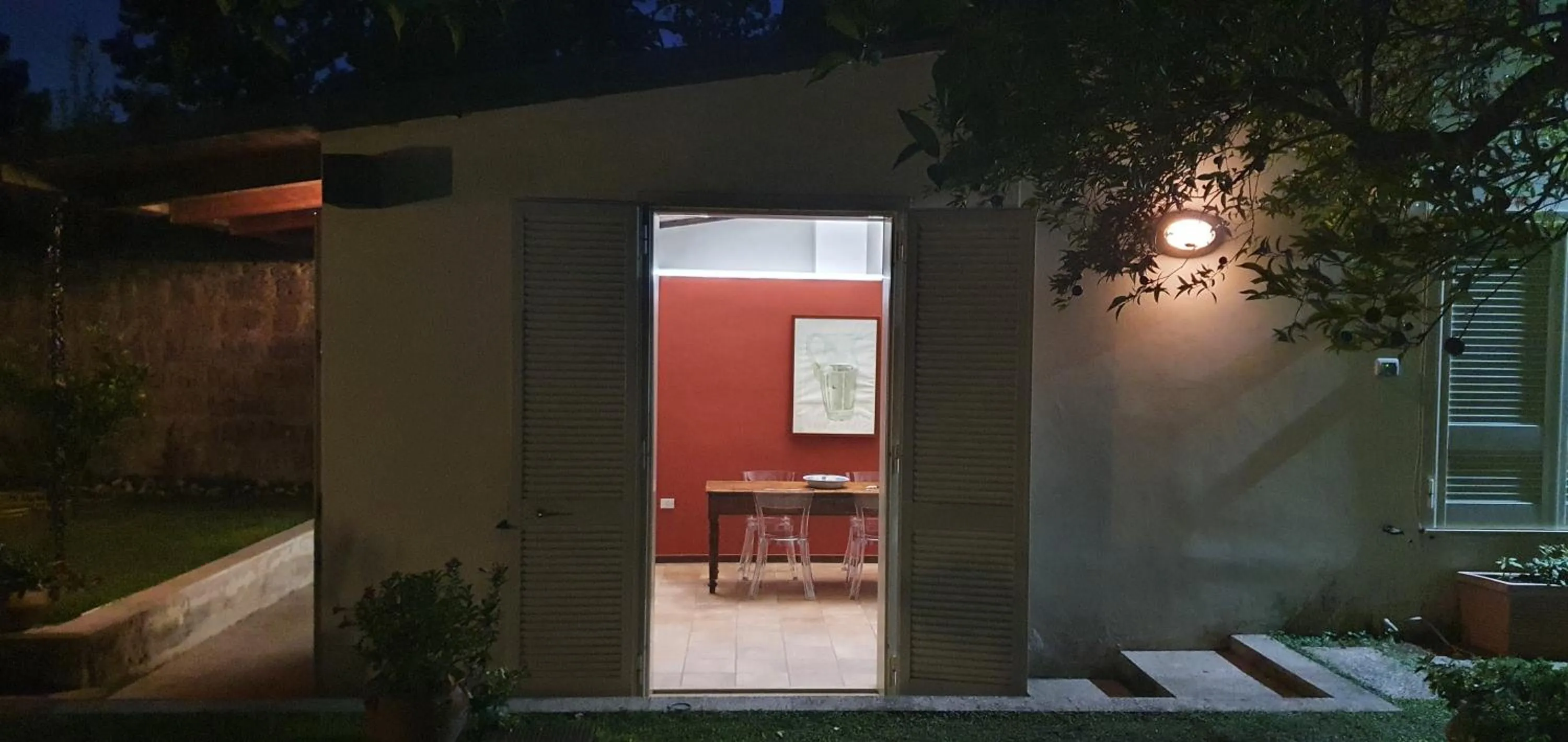 Facade/entrance in Casa Castagna