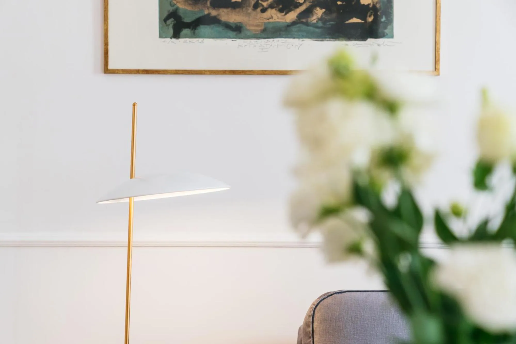 Photo of the whole room in Luna Apartment - LoftAffair