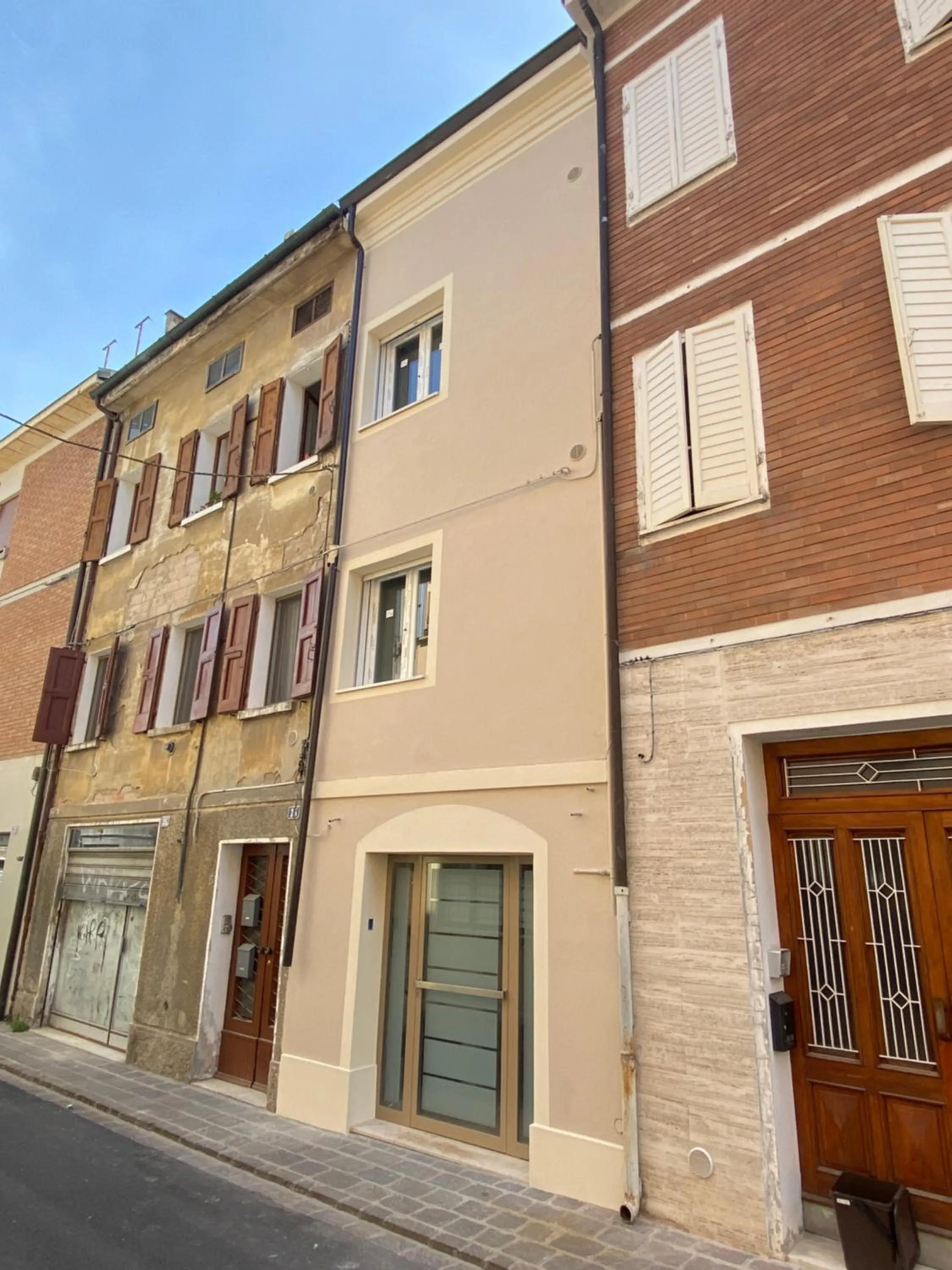 Property building in Affittacamere Ventisettembre