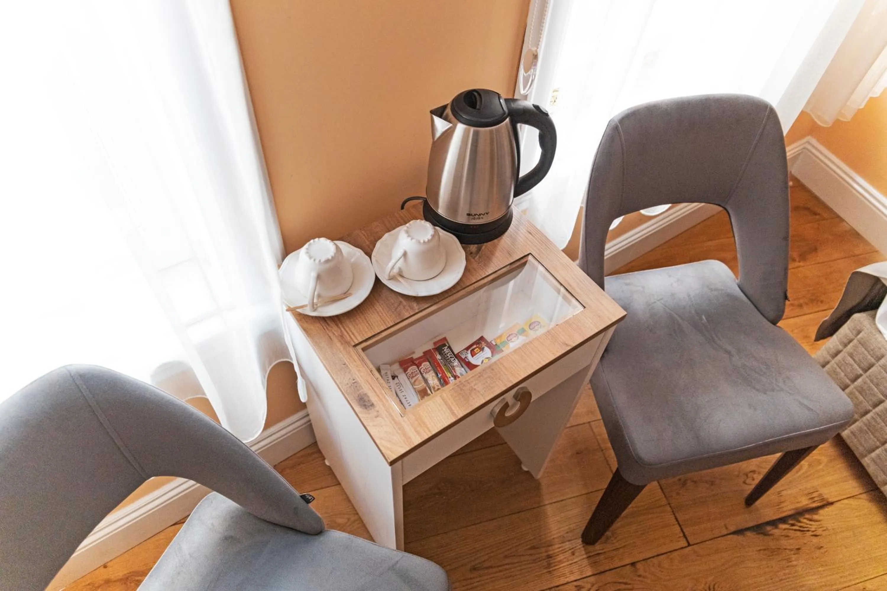 Coffee/tea facilities in Galata Door Hotel