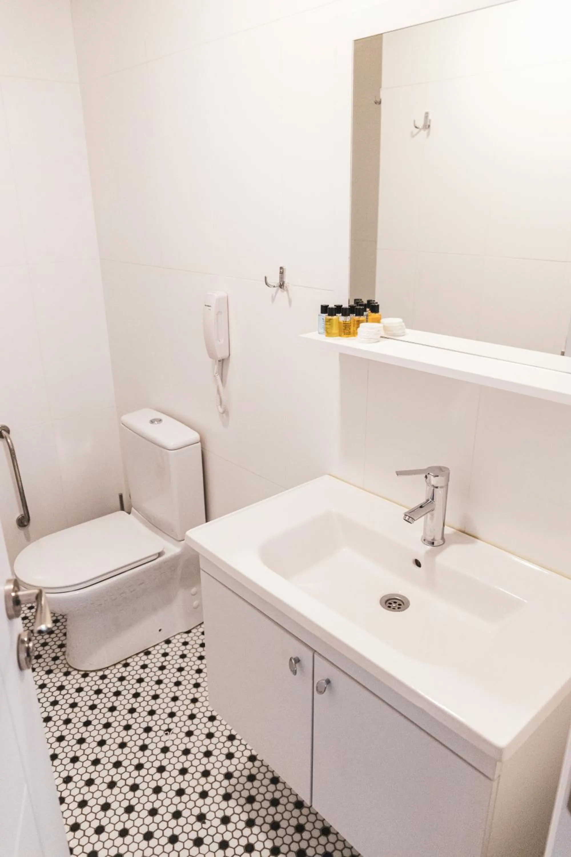 Toilet in Galata Door Hotel