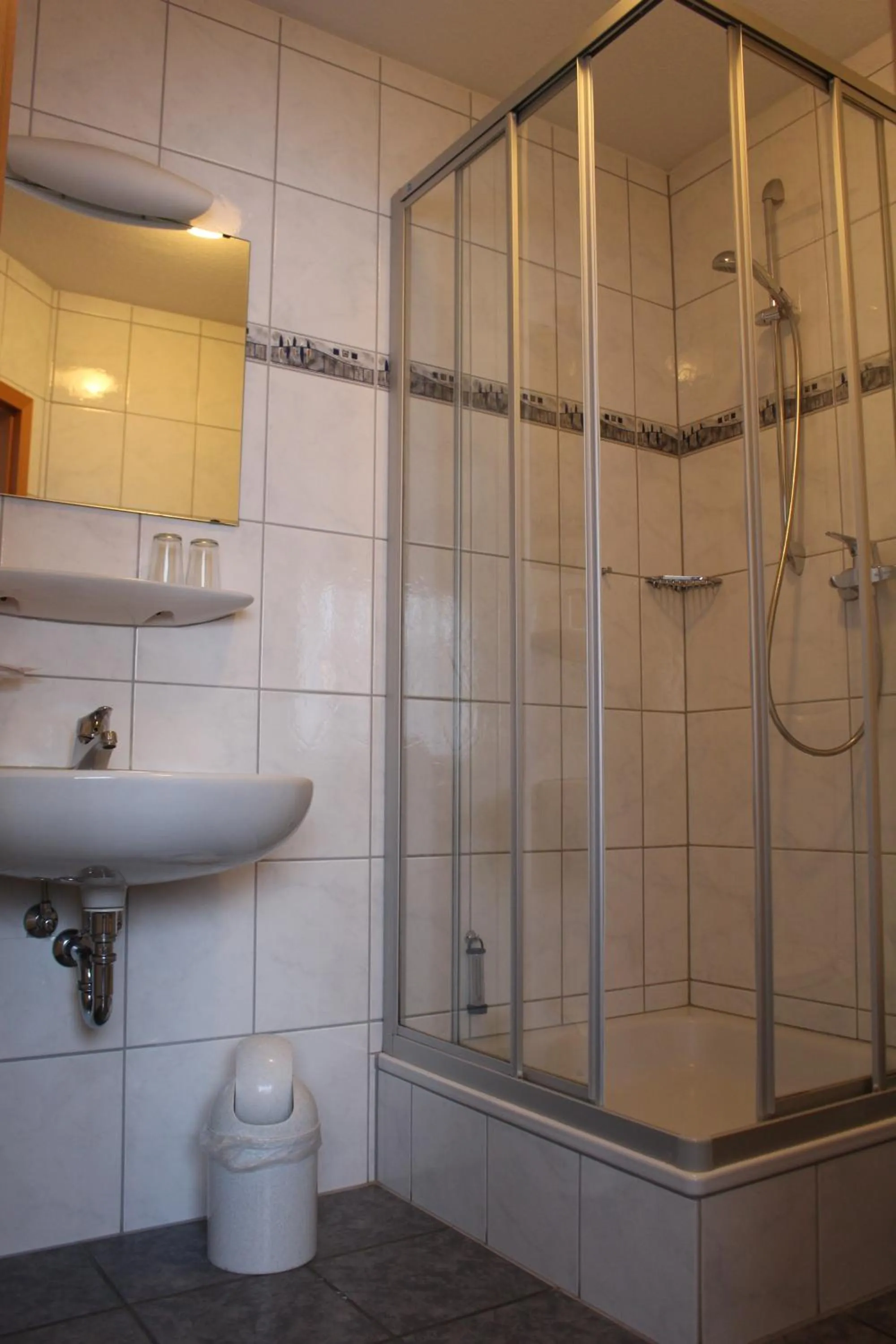 Bathroom in Hotel Küferschänke