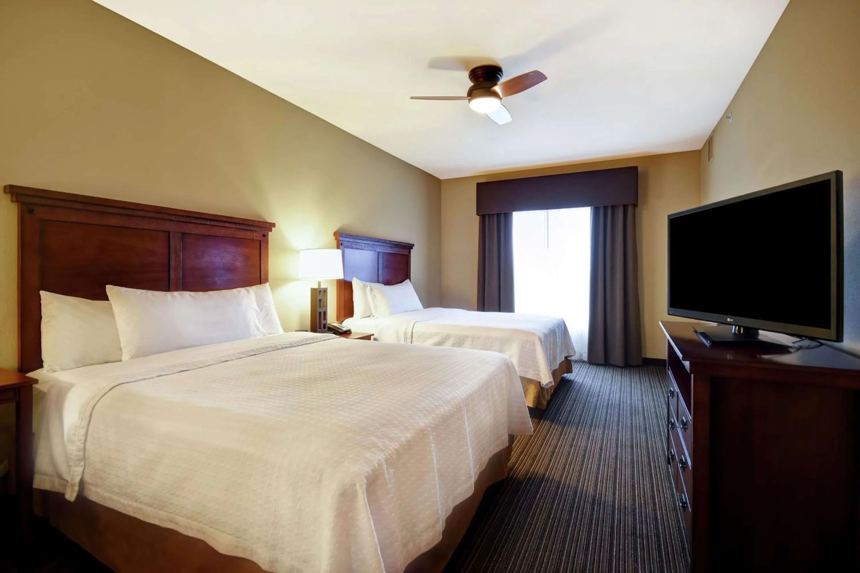 Bedroom, Bed in Homewood Suites by Hilton Kalispell