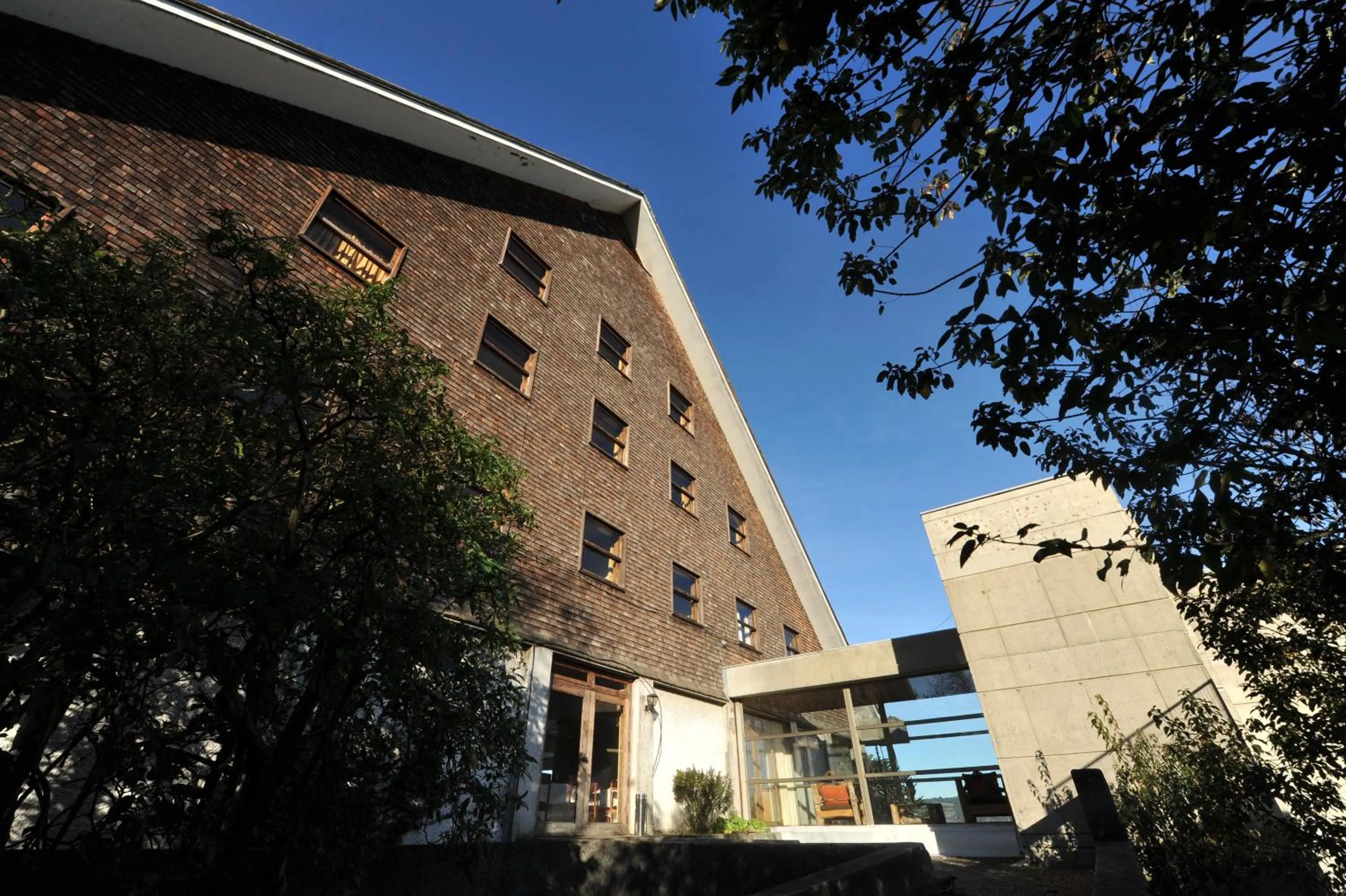 Facade/entrance in Hotel de Castro