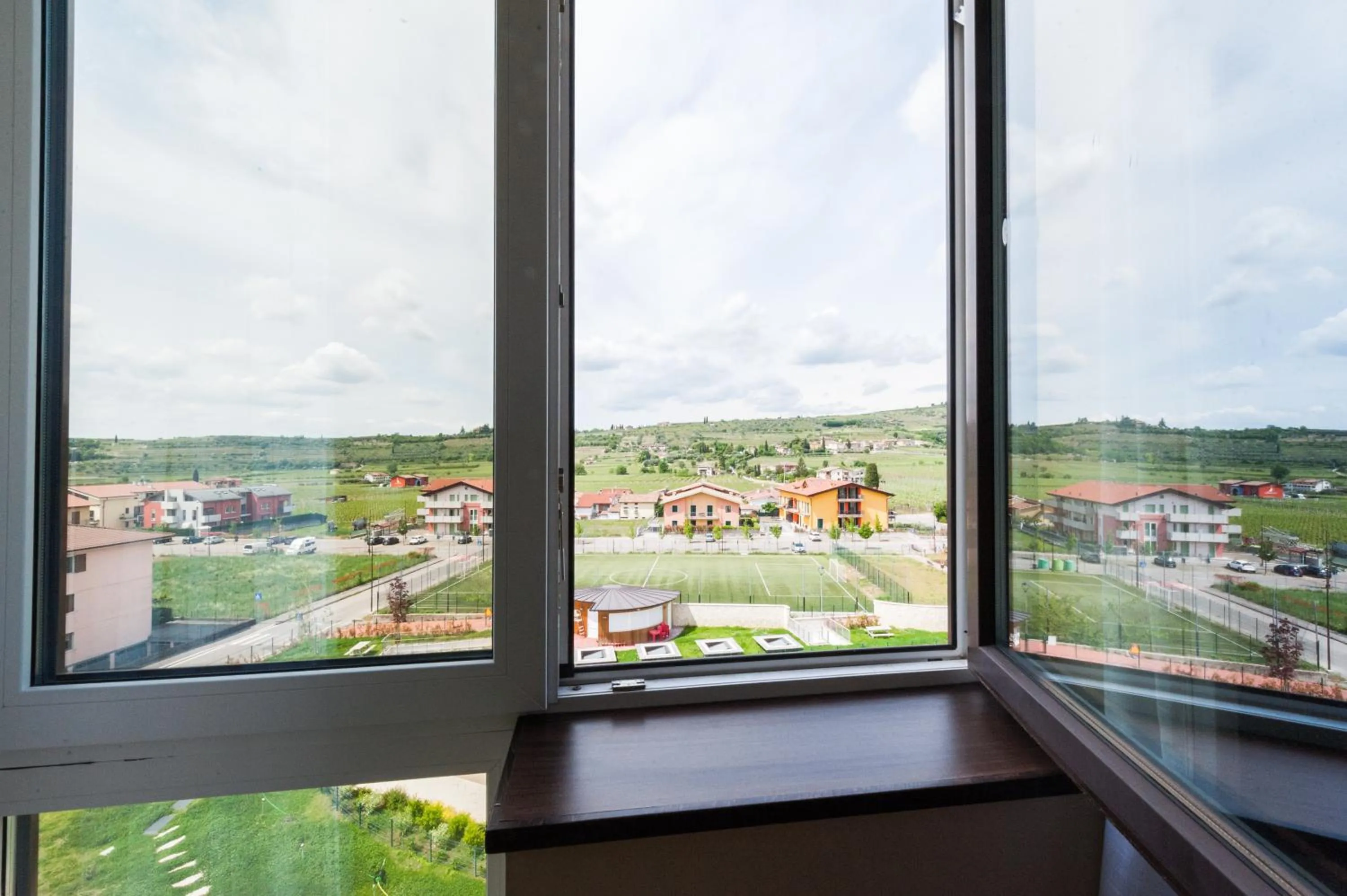 Day in Kona Hotel Verona by Kleos Group Collection