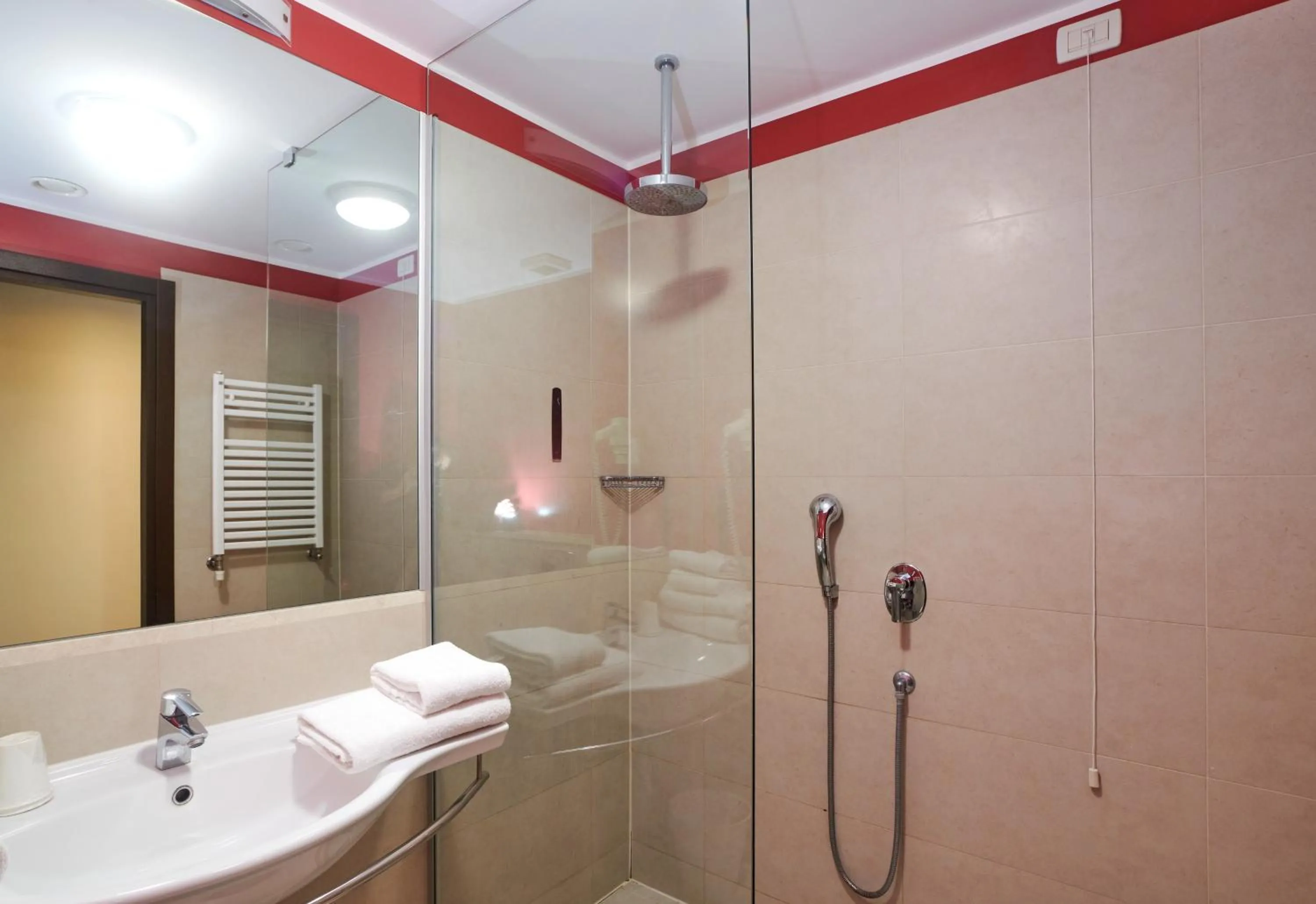 Bathroom in Kona Hotel Verona by Kleos Group Collection