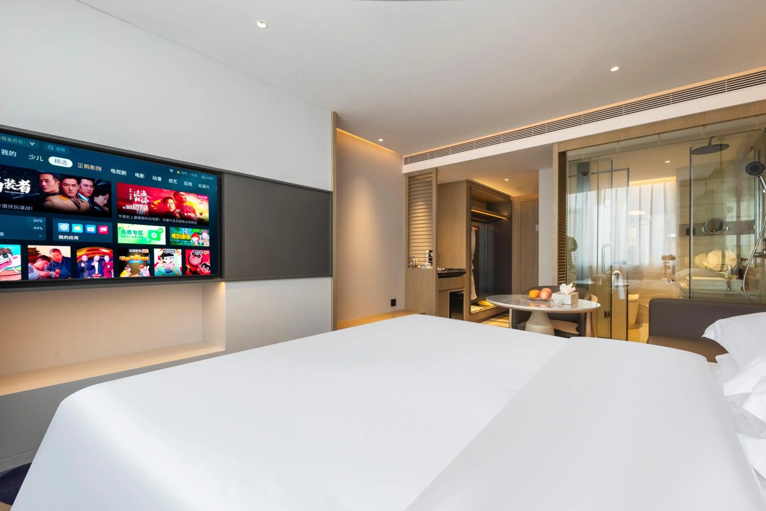 Bed in The Center Hotel Weihai