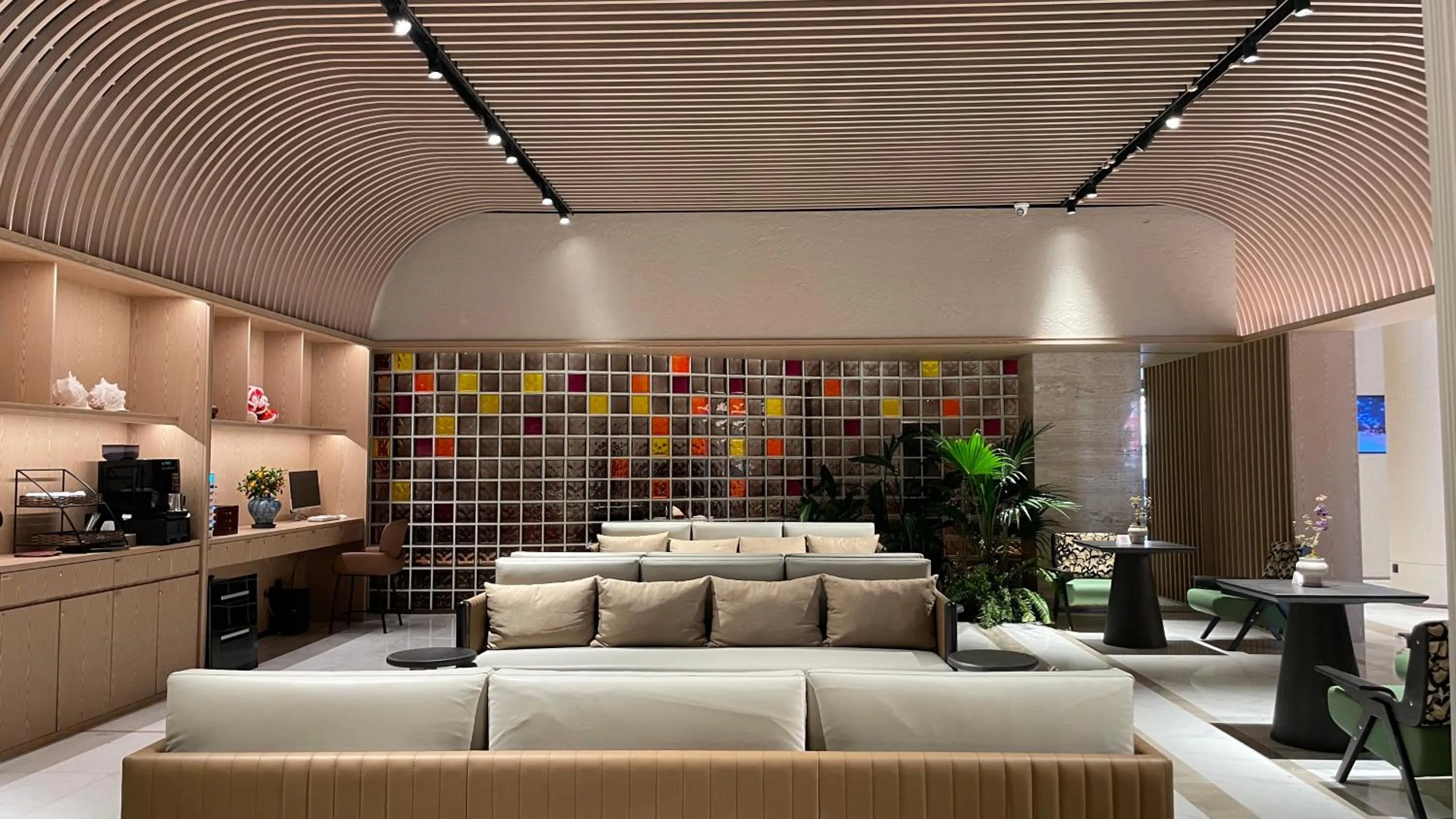 The Center Hotel Weihai