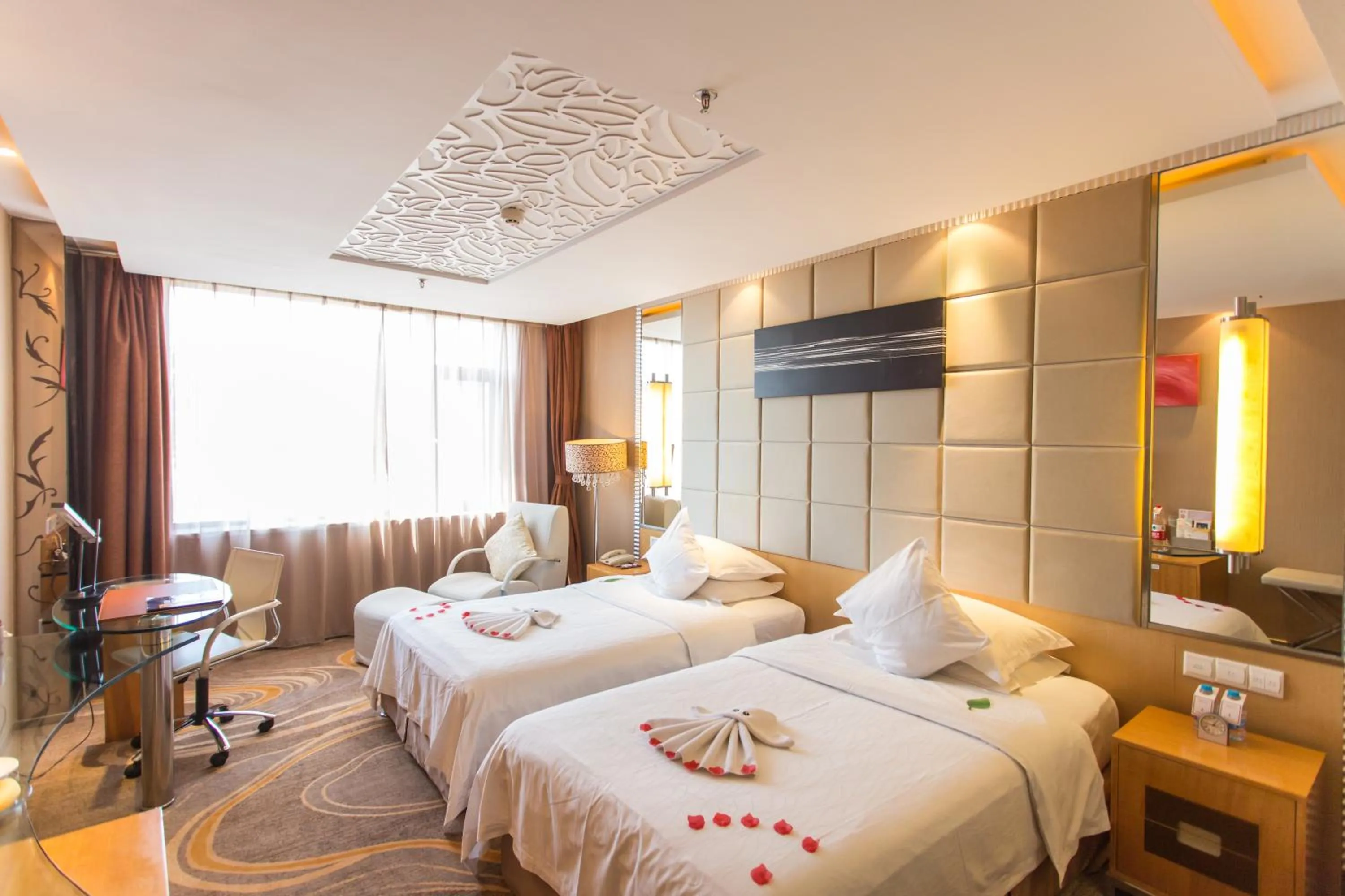 The Center Hotel Weihai