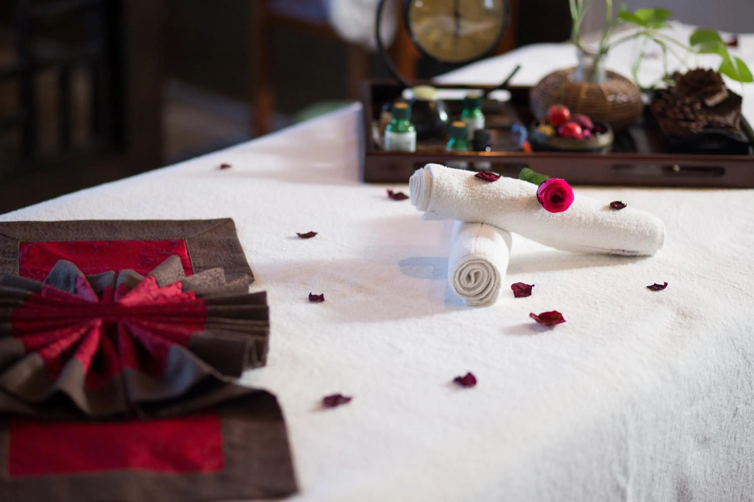 Spa and wellness centre/facilities in The Center Hotel Weihai