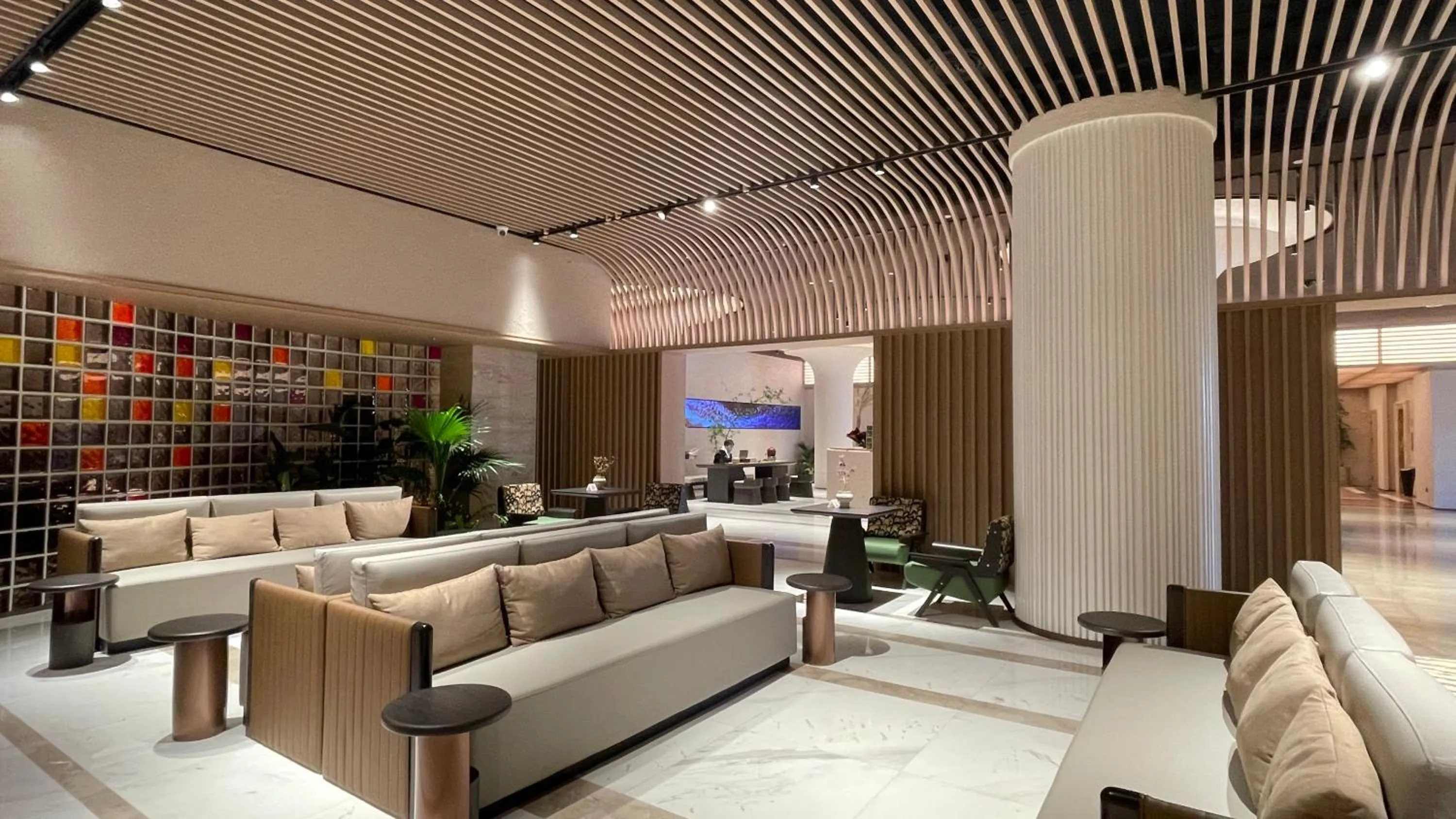 The Center Hotel Weihai