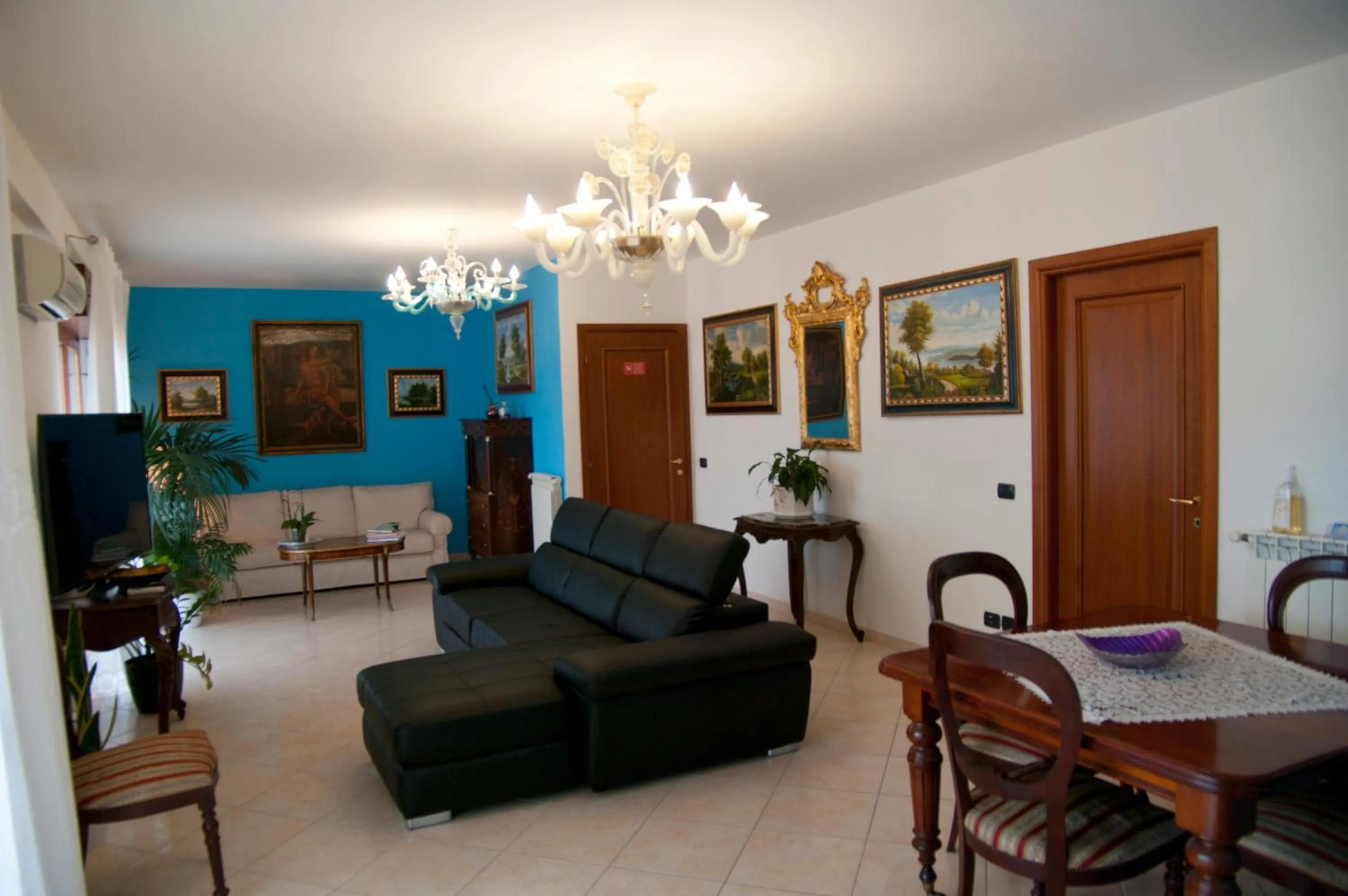 B&BYanet's Beautiful House